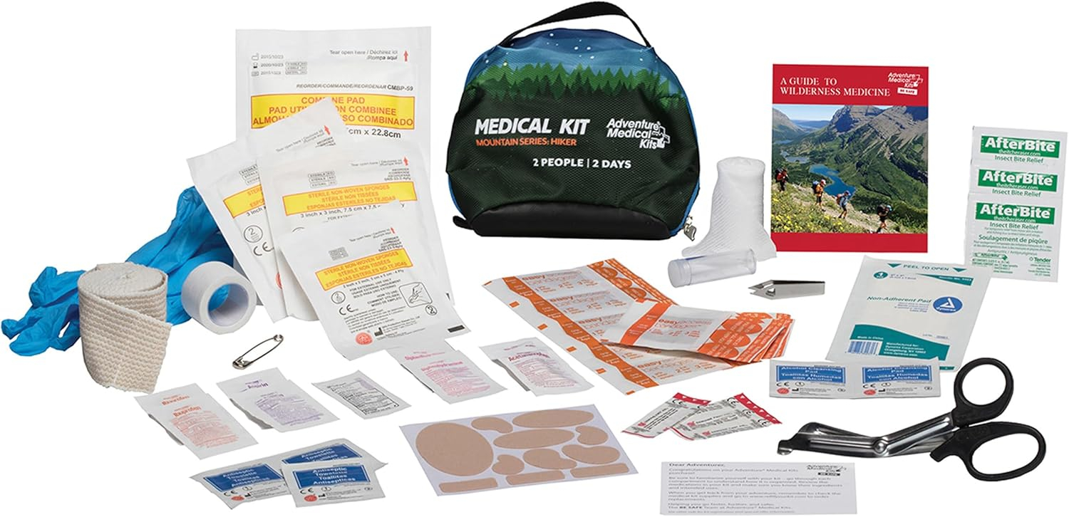 Adventure Medical Kits Mountain Series Hiker, Forest