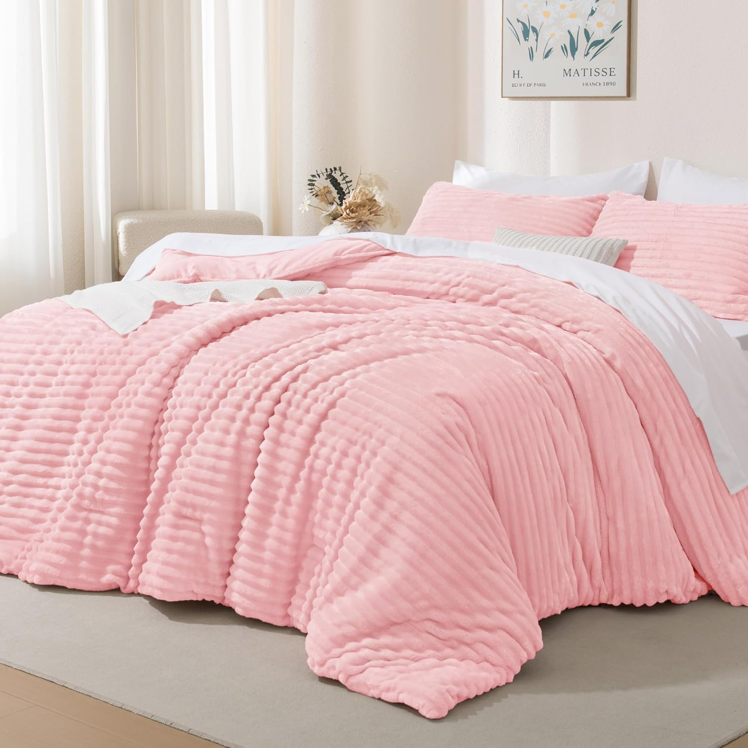 Andency Fluffy Queen Comforter Set, Super Soft White Comforters Queen Size, Winter Warm Fleece Faux Fur Bedding Set, Luxury Plush Fuzzy Bed Set 3 Pieces (1 Shaggy Comforter, 2 Pillowcases)