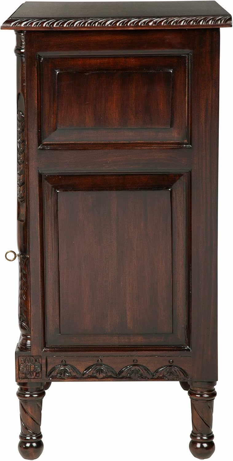 Design Toscano Lord Stanley Nightstand