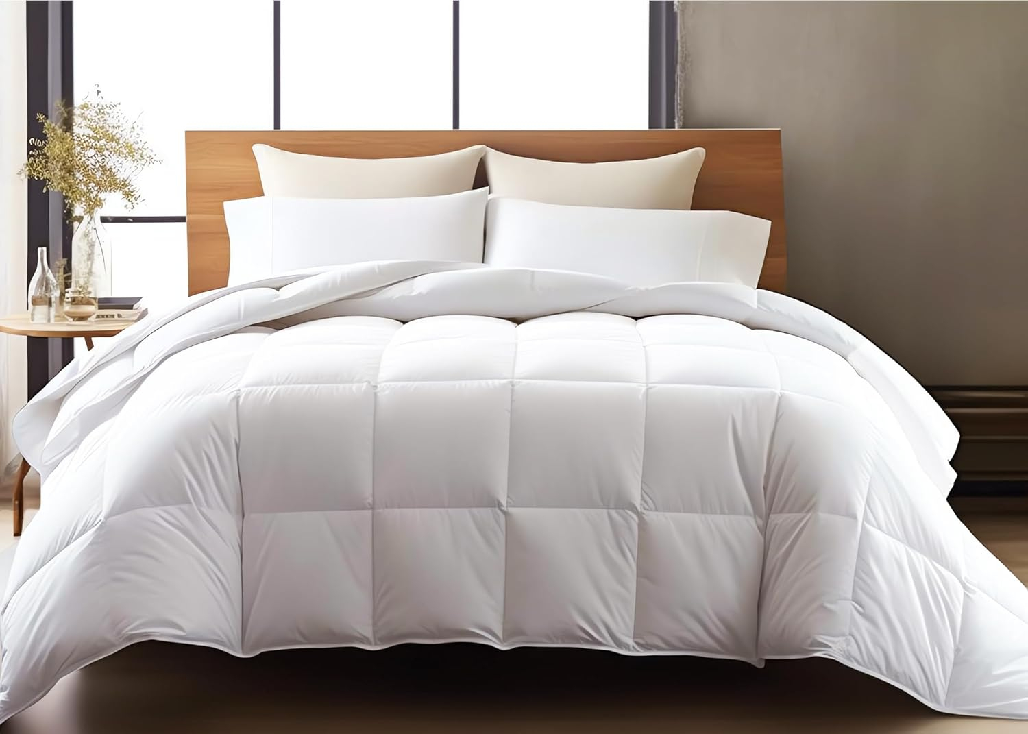 White Queen Size Microfiber All-Season Comforter