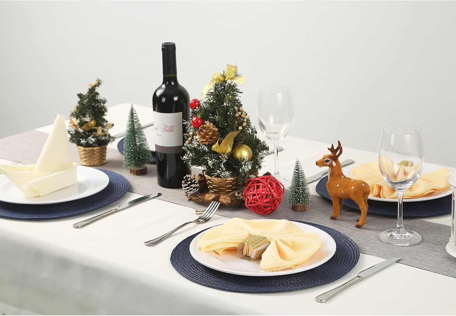Round Placemats for Dining Table Set of 6,12.6 Inch Small Circle Placemats Washable Heat Resistant Non Slip Round Table Mats for Kitchen Table,Navy Blue