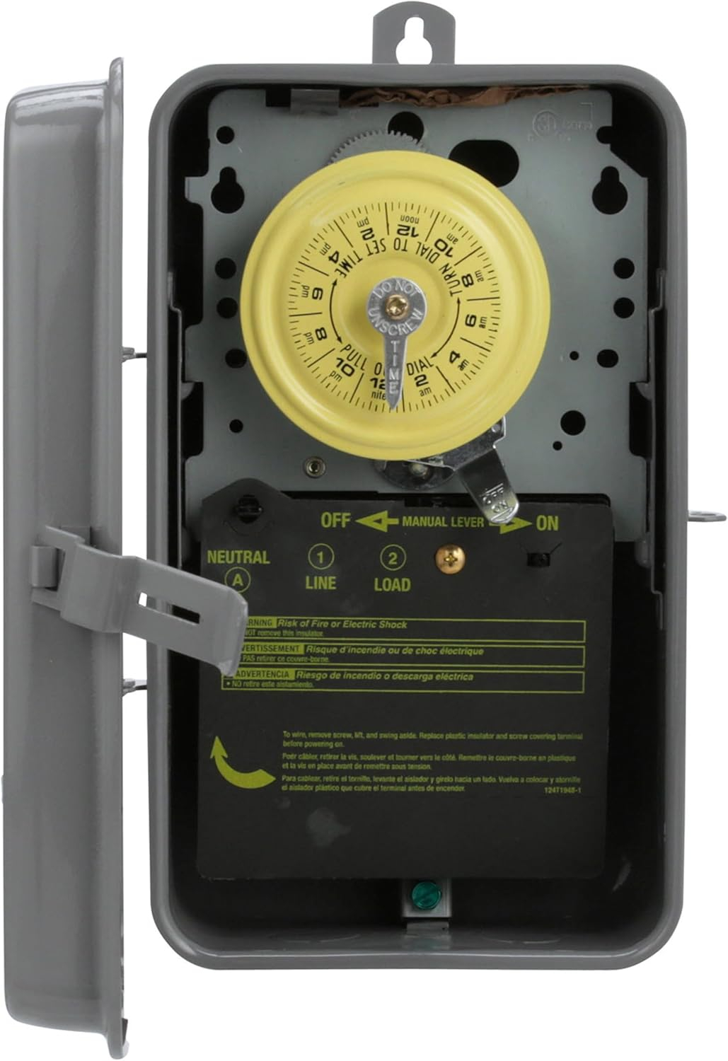 Intermatic Indoor and Outdoor Mechanical Timer Switch 120 V Gray