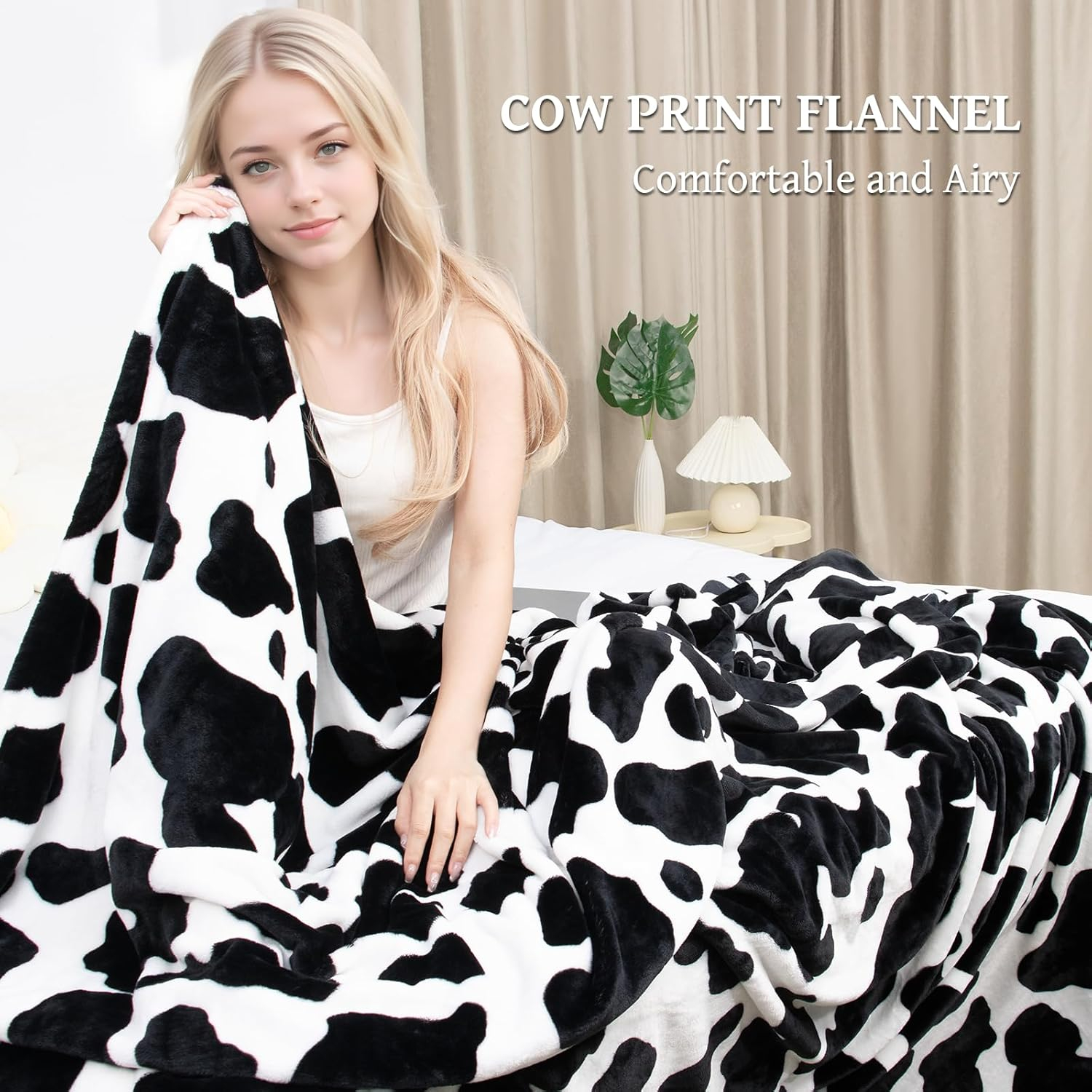 Fleece Bed Blankets Queen/Full Size Black and White Soft Lighweight Blanket for Bed 90"x90" Large Plush Fuzzy Queen Blanket for Bed Couch Home Decor