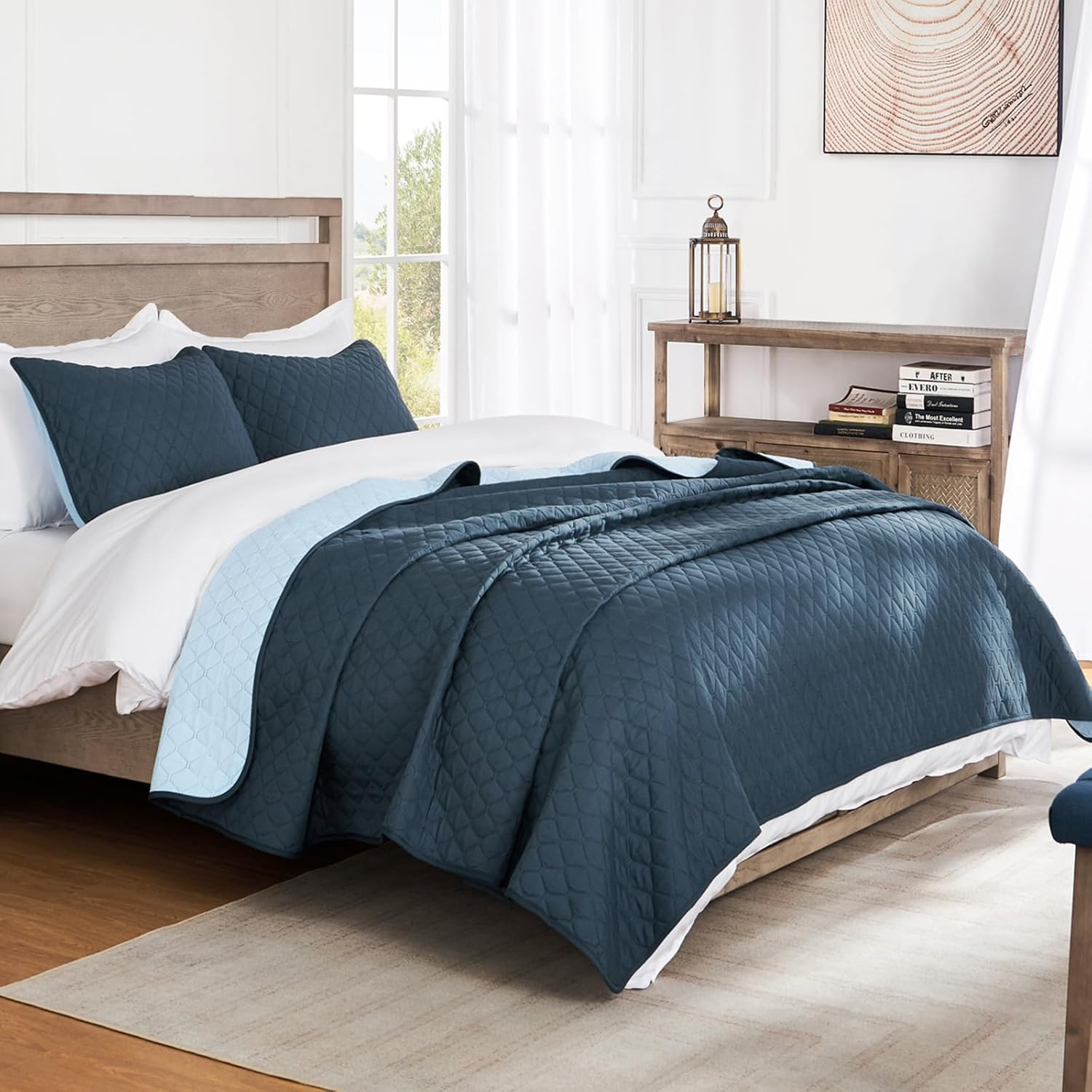 Exclusivo Mezcla Reversible Queen Quilt Set, 3-Piece Lightweight Quilts Soft Bedspreads Bed Coverlets, Navy Blue