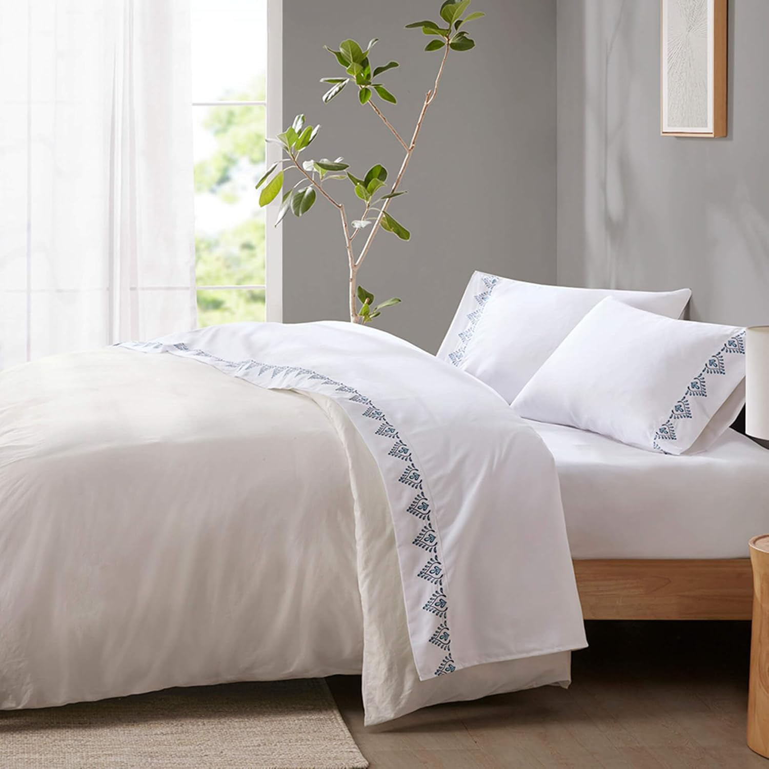 Madison Park Full Blue Blossom Embroidered Microfiber Sheet Set