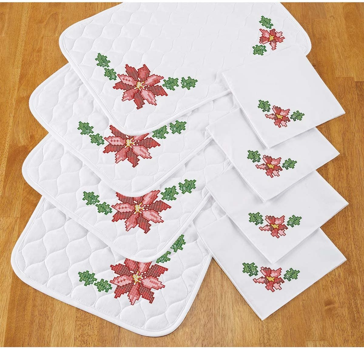 White and Red Polyester/Cotton Christmas Place Mats and Napkins Set