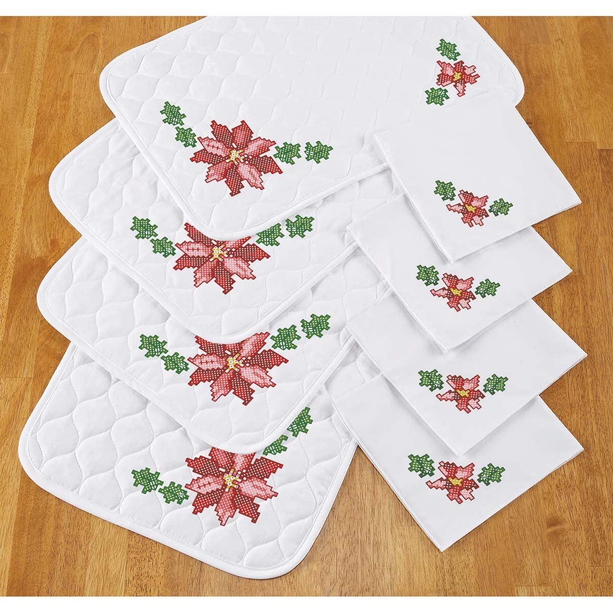 White and Red Polyester/Cotton Christmas Place Mats and Napkins Set