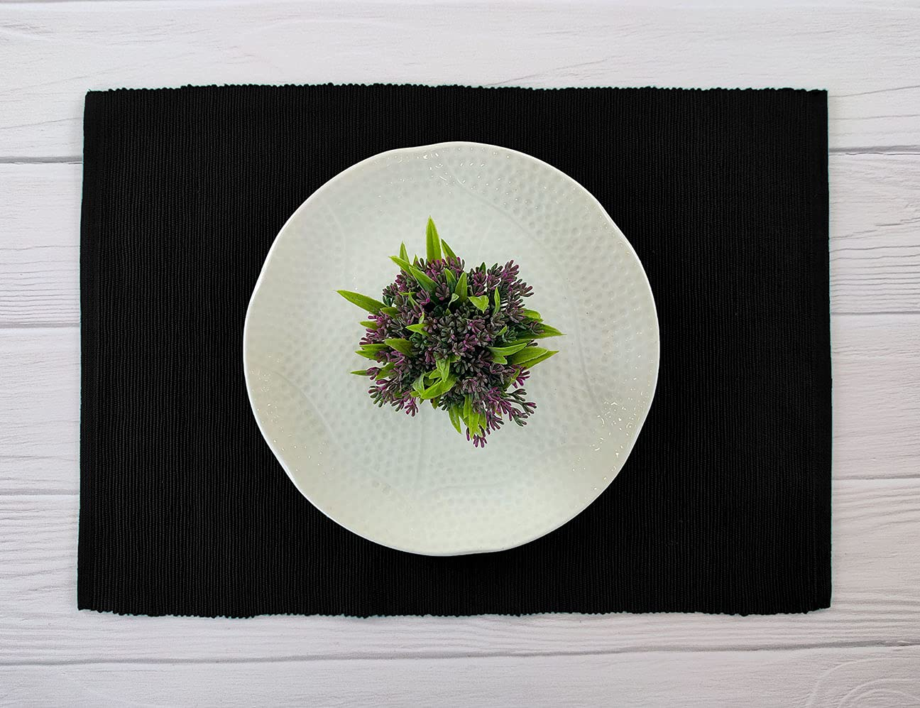 Design Imports Black Ribbed Placemat Set of 6 - Black - 13 x 19 in.