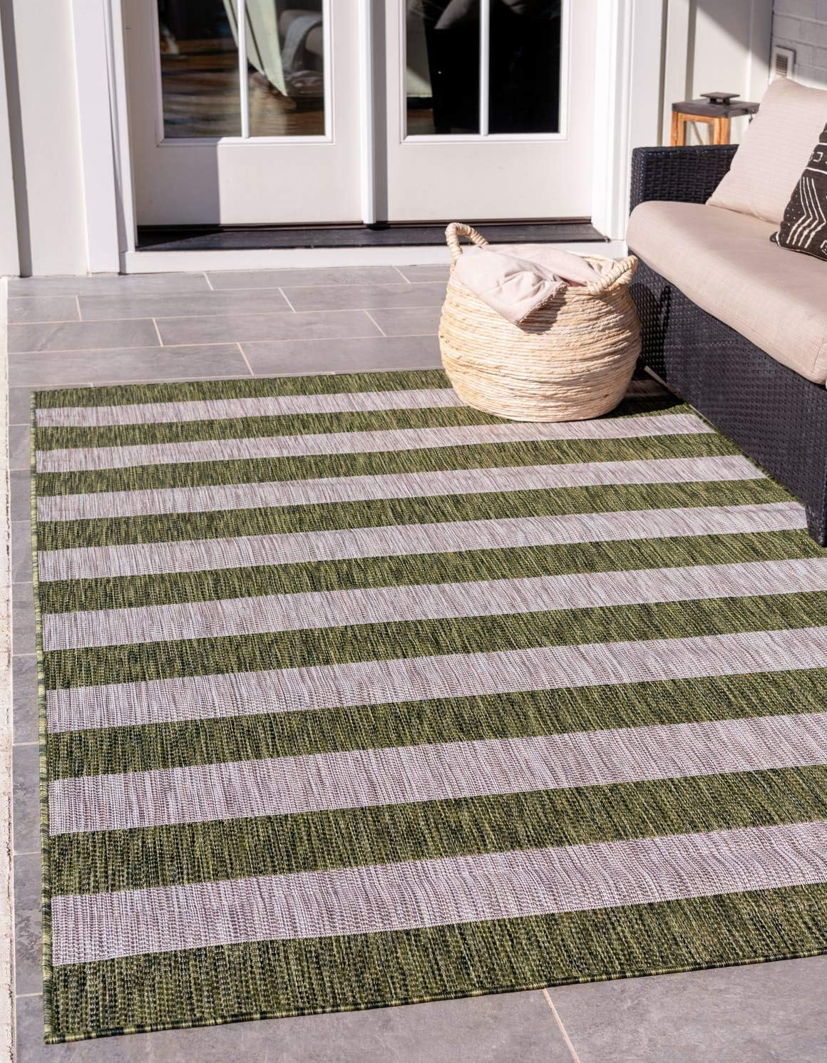 Unique Loom Outdoor Striped Collection Area Rug - Distressed Stripe (5' 1" x 8' Rectangle Green/Gray)