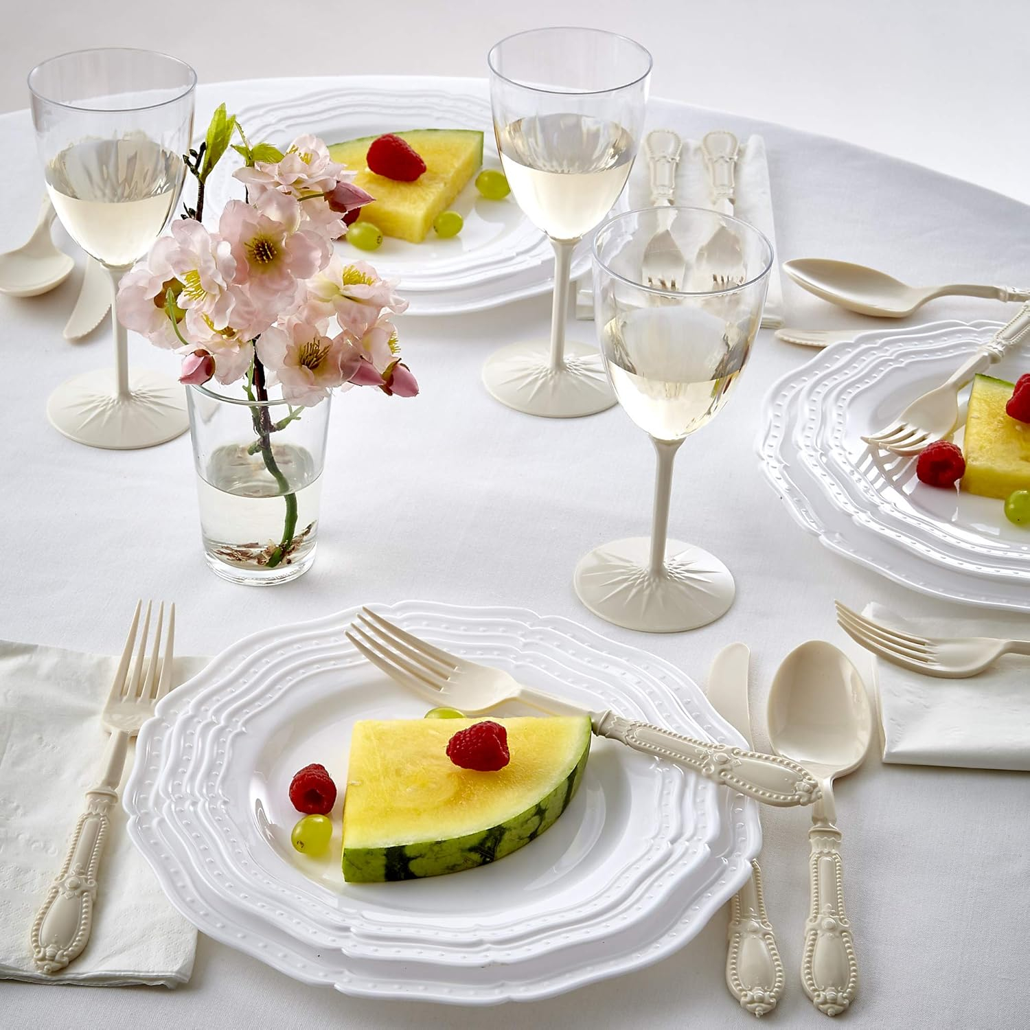 VINTAGE COLLECTION DISPOSABLE WINE GLASSES | Reusable Stemmed Wine Cups | for Upscale Wedding and Dining | Includes 6 Plastic Cups (Cream)