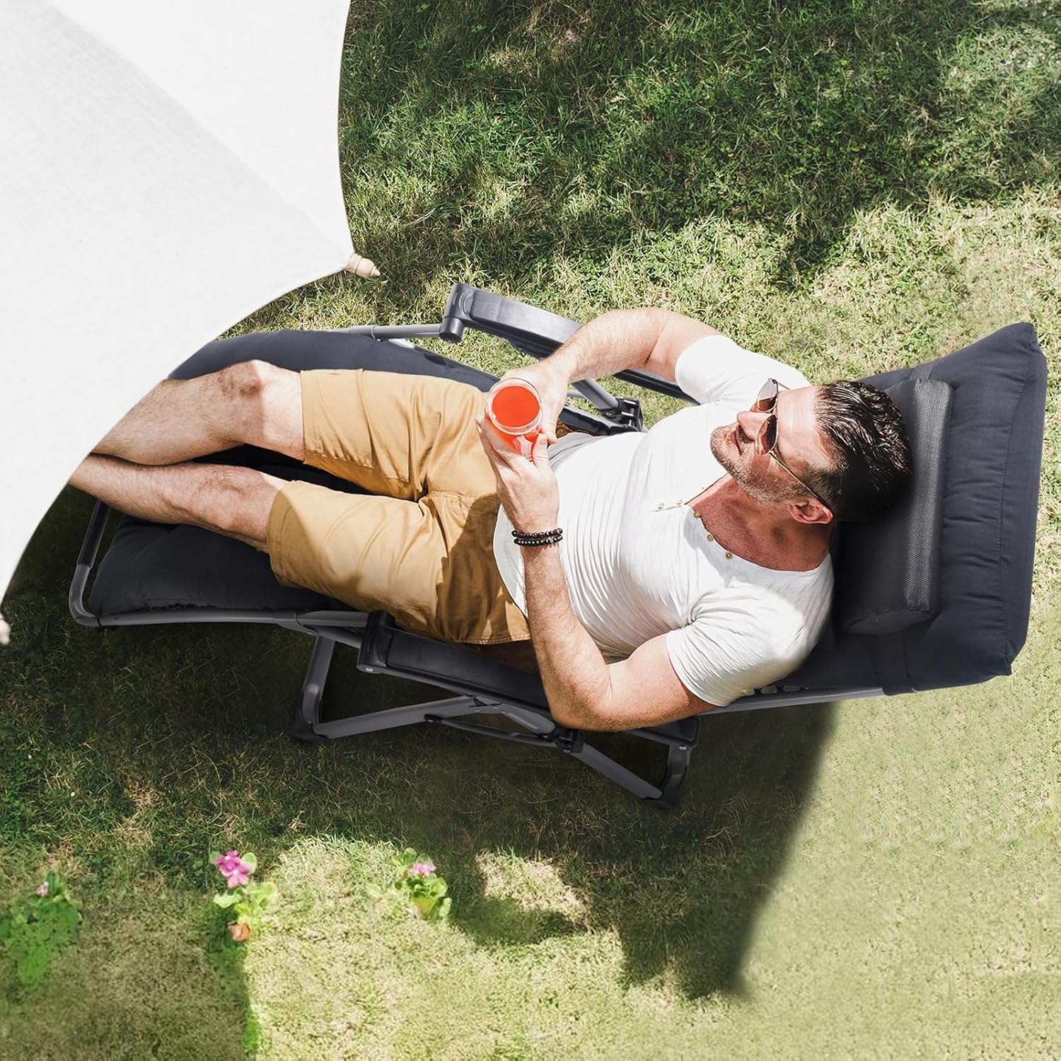 VEVOR 26" Zero Gravity Recliner Lounge Chair - Heavy-Duty Folding Indoor/Outdoor Lounger