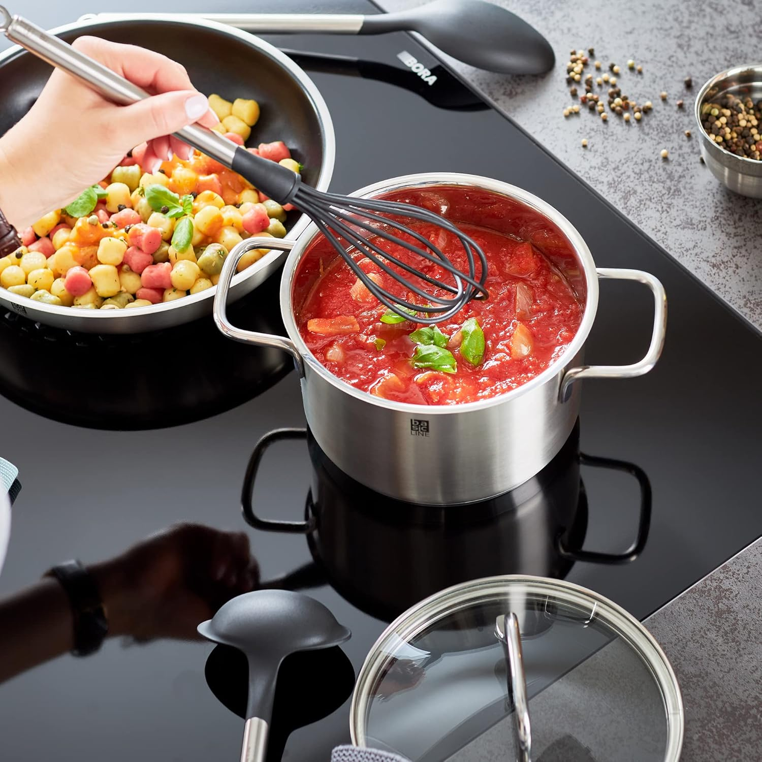 Rösle Basics Line Egg whisk with 12 in. Stainless Steel Handle