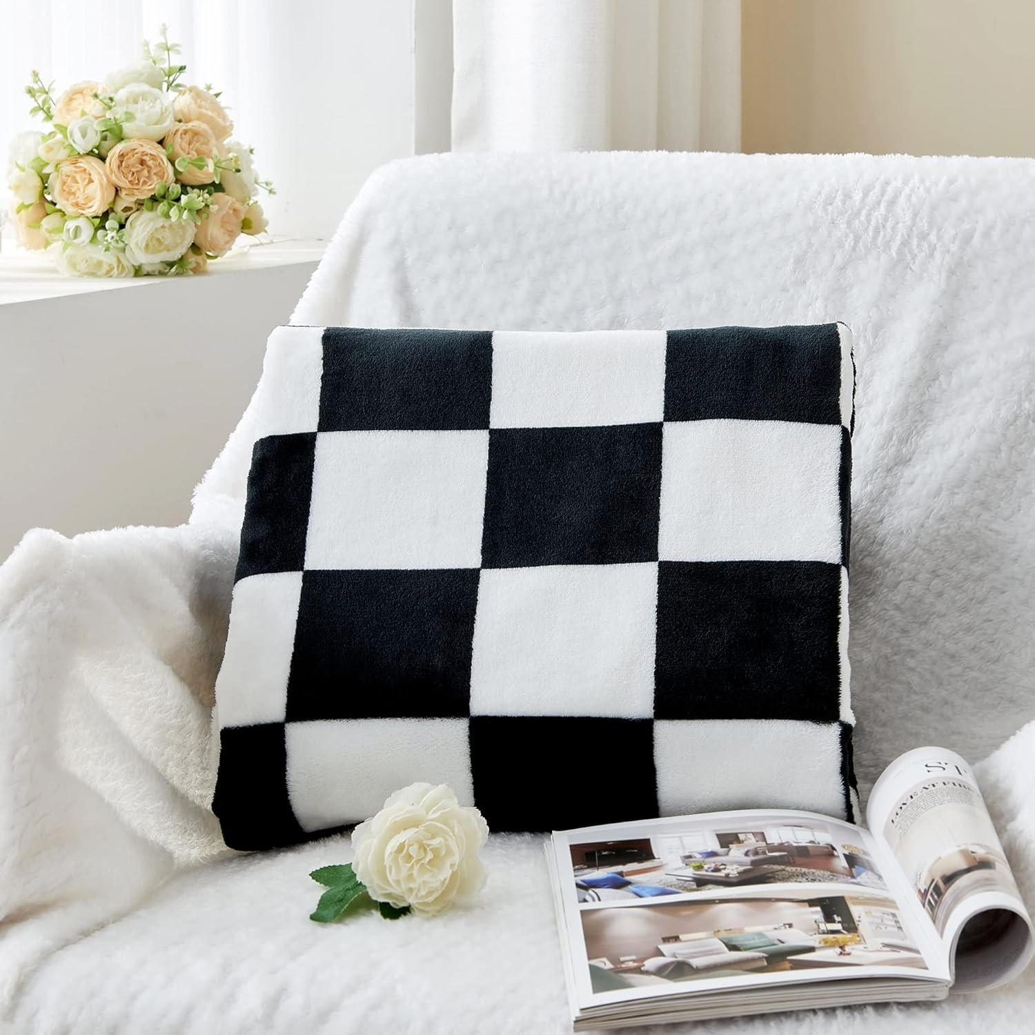 BEDELITE Checkered Throw Blanket for Couch, Soft & Cozy Fleece Flannel Blanket with Checkerboard Grid Home Decor, Checkered Black, 50x60 Inches