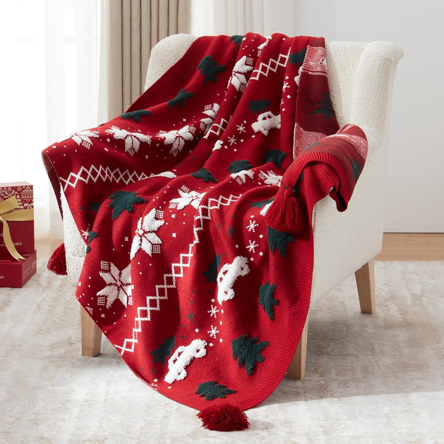 Walensee Christmas Throw Blanket, Ultra Soft Knit Blanket for Couch Sofa Bed Travel, Lightweight Warm Decorative Throw Blanket, Perfect Holiday Theme Décor and Gift (50"x60", Red Car)