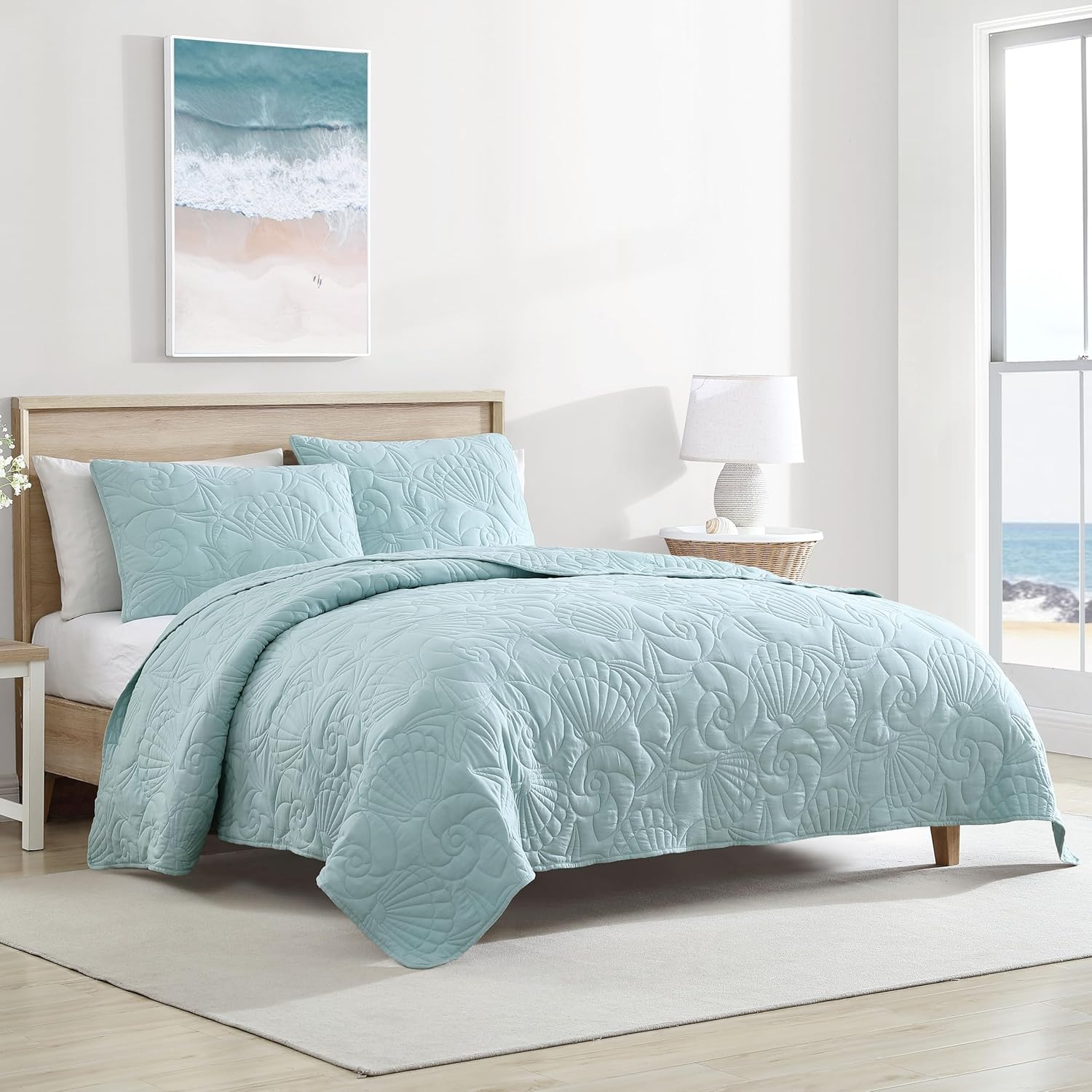 Aqua Microfiber Full Quilt Set with Seashell Design