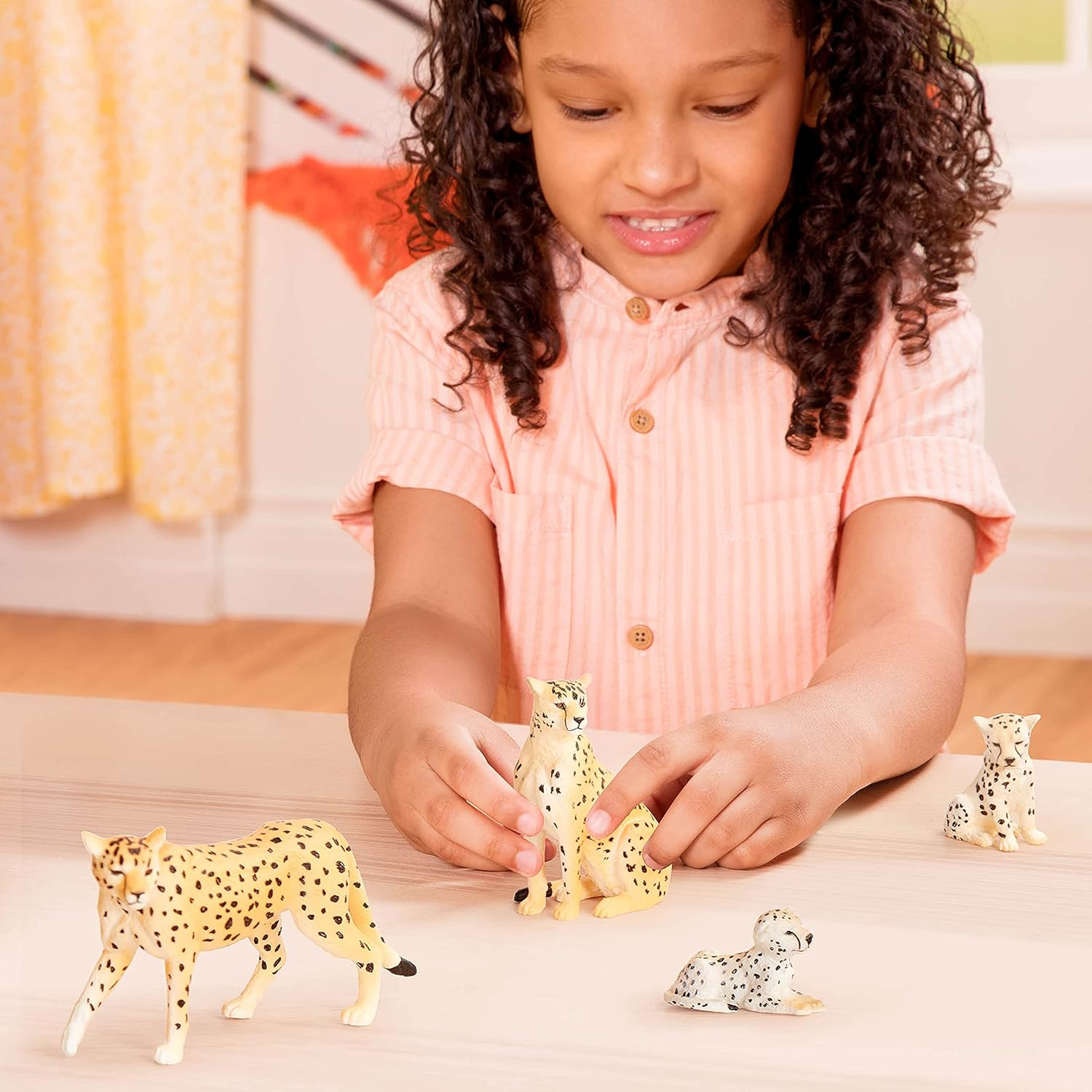 Terra by Battat Cheetah Family Action Figure Set, 4 Pieces