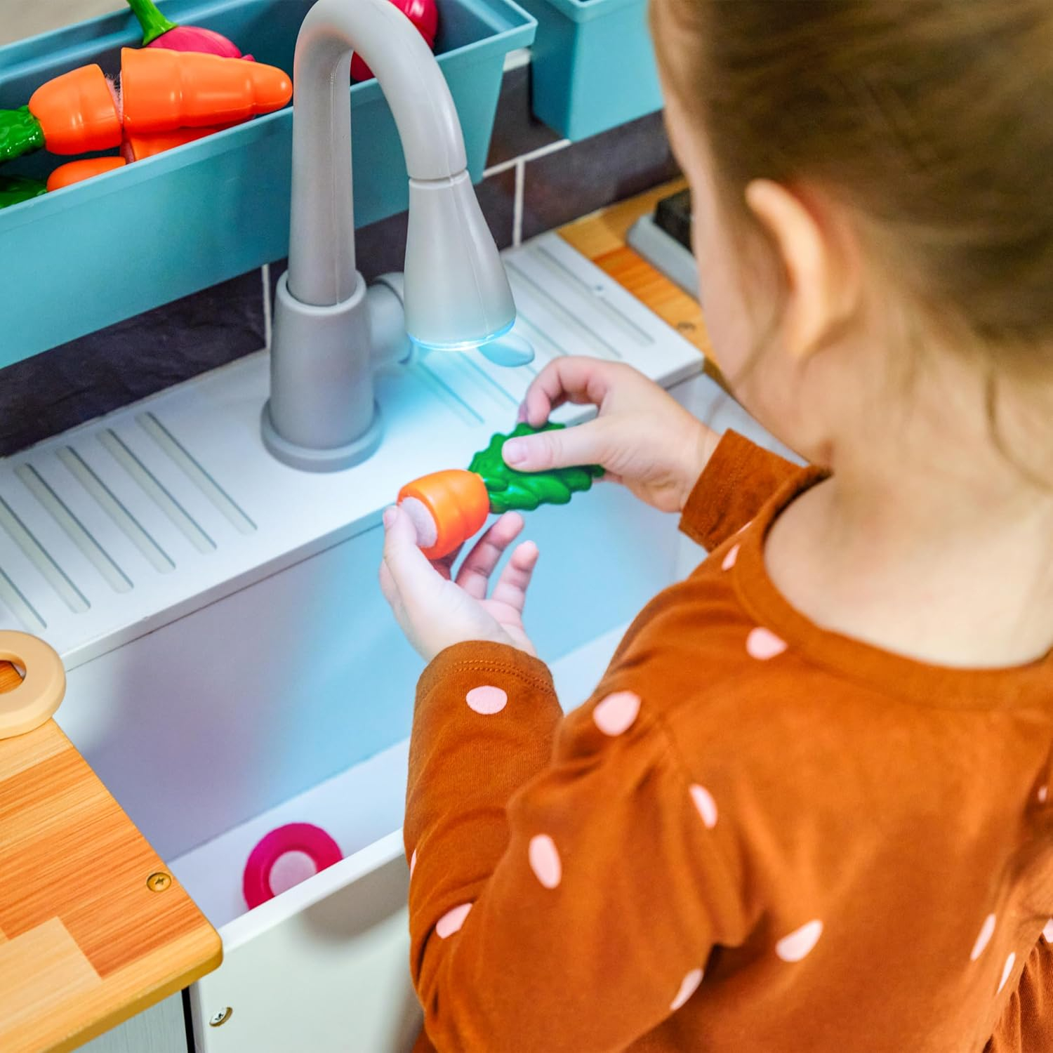 KidKraft Farm to Table Play Kitchen with EZ Kraft Assemblyâ¢