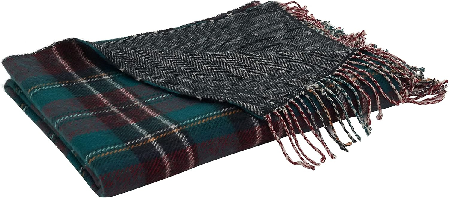 SARO TH910.G5060 50 x 60 in. Oblong Green Reversible Plaid Throw Blanket