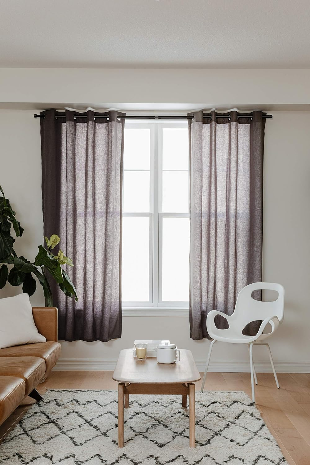 Umbra Cappa Adjustable Single Curtain Rod