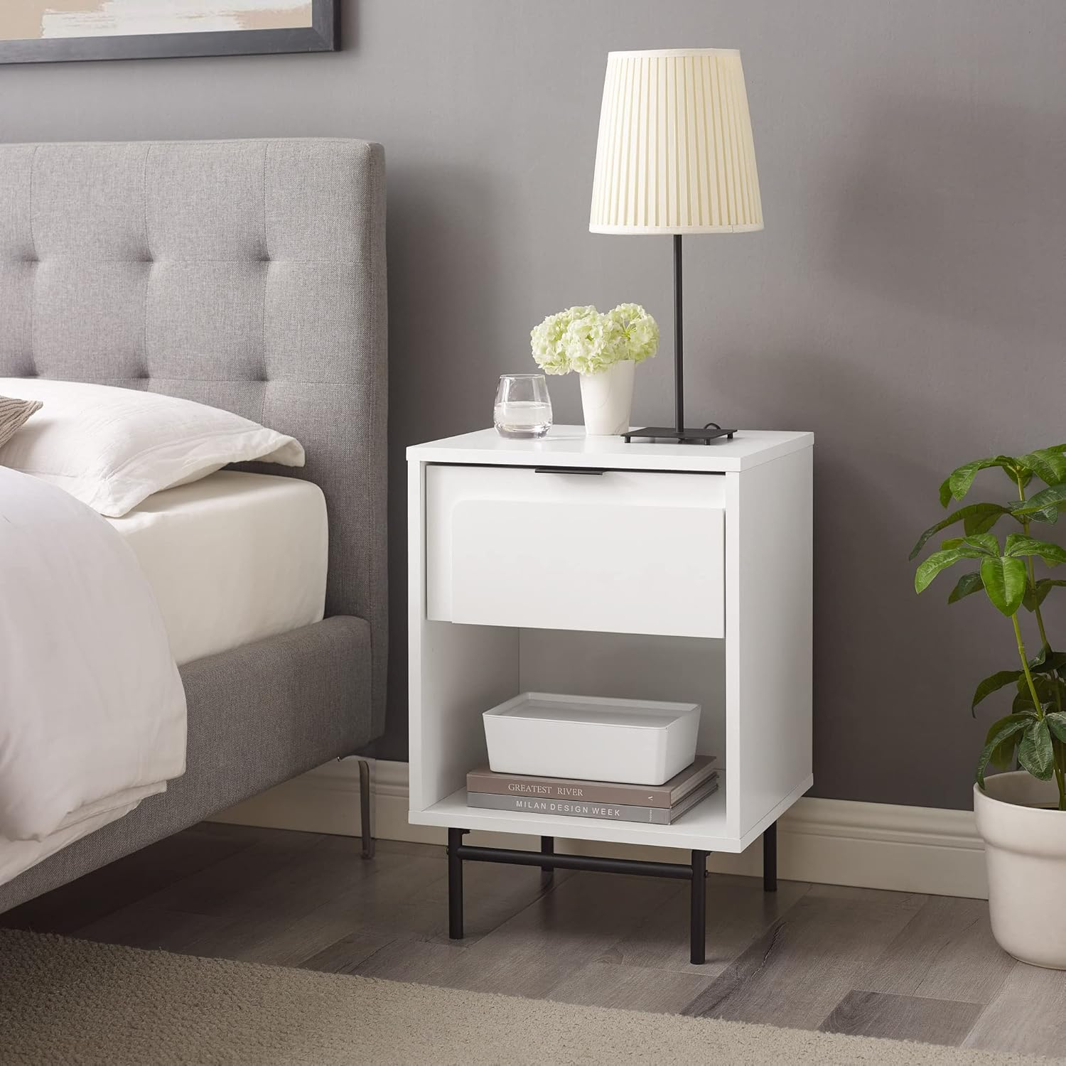 Walker Edison 18" Contemporary Engineered Wood 1-Drawer Nightstand in White