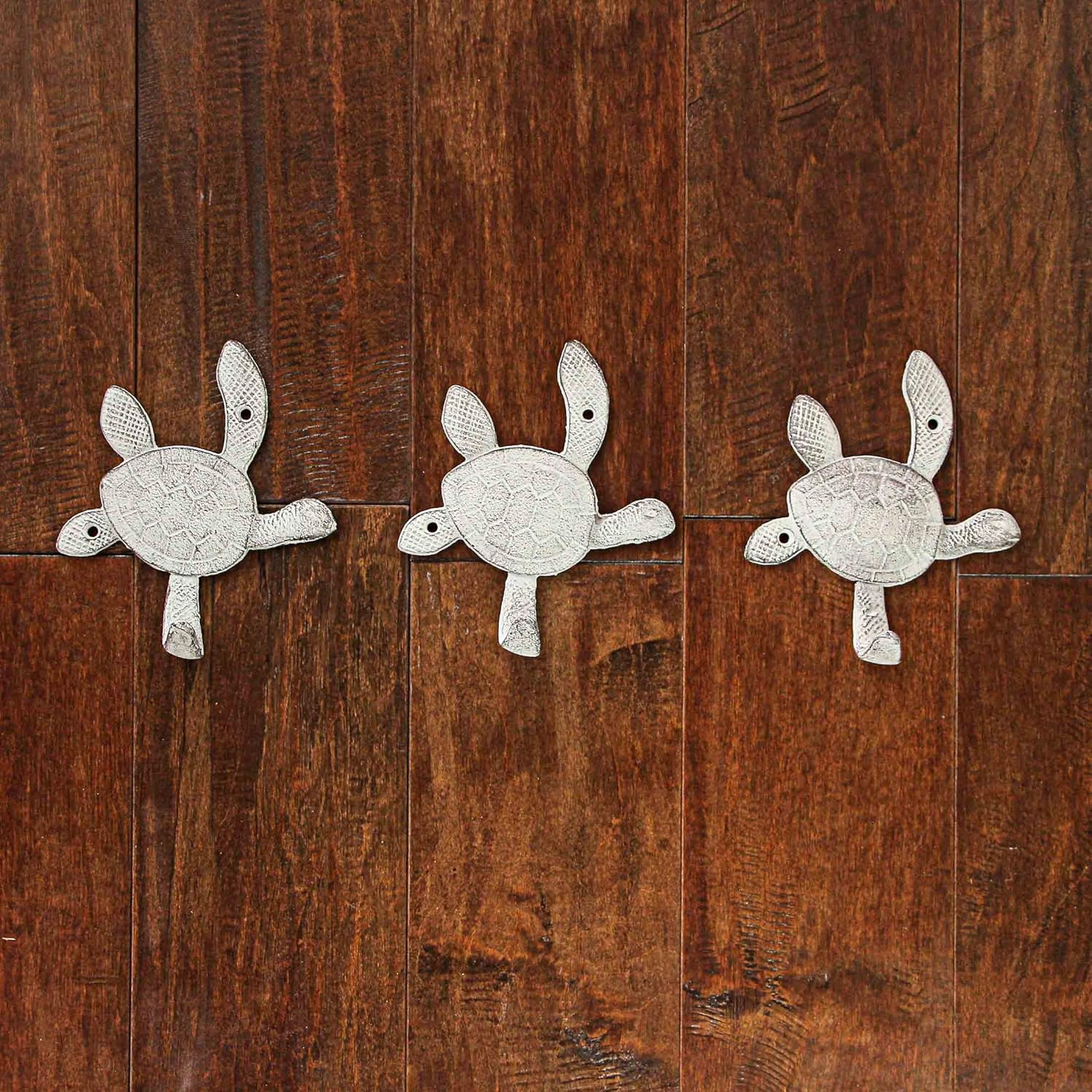 Chesapeake Bay Ltd 6 inch White Cast Iron Sea Turtle Wall Hook Towel Rack (Set of 3)
