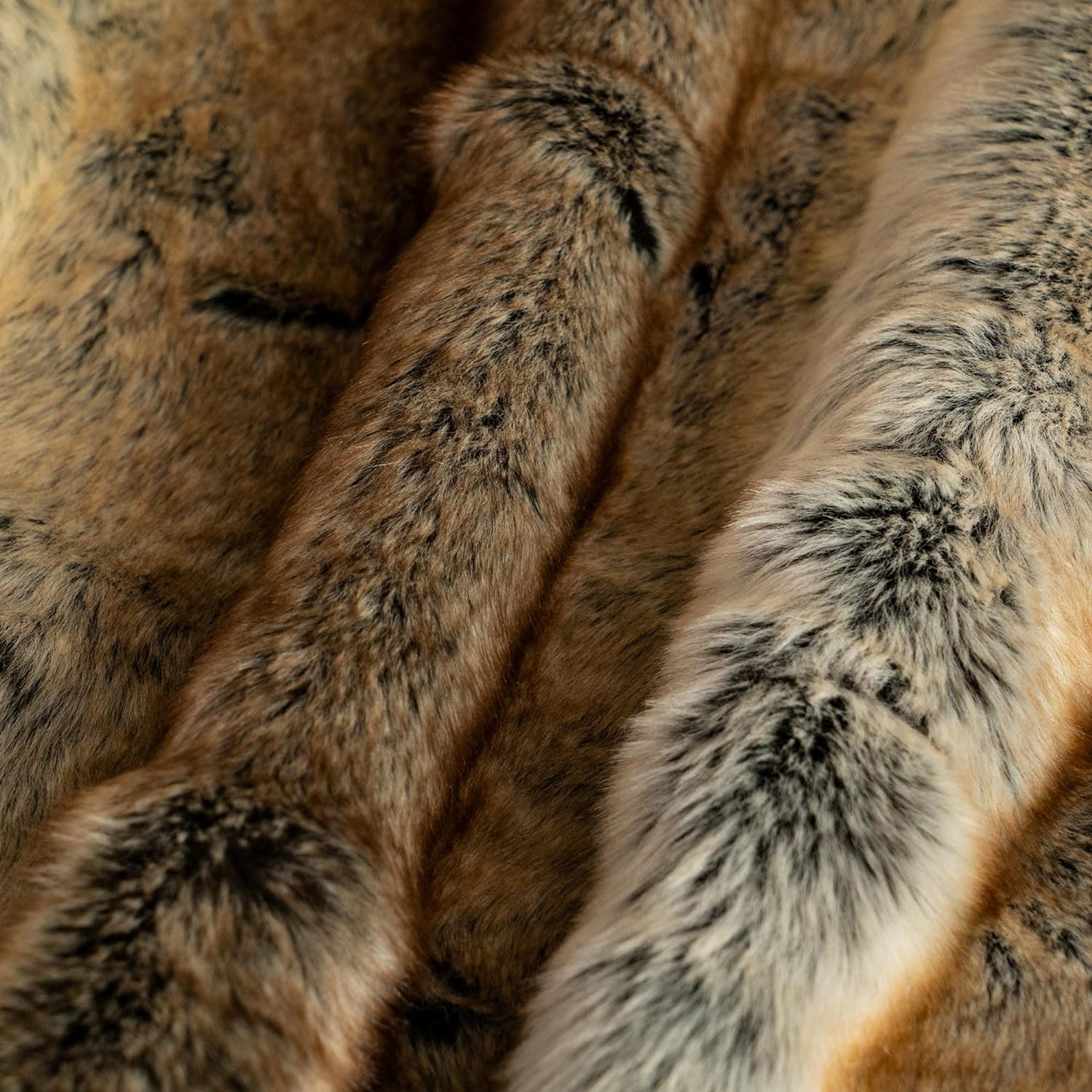 Battilo Brown Faux Fur Blanket, Fuzzy Thick Warm Throw Blankets,Decorative Fur Throws for Bed Sofa Chair ,60"x80"
