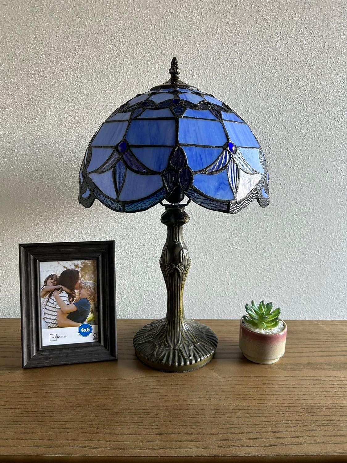 Tiffany Table Lamp Blue Stained Glass Baroque Style Lavender LED Bulb Included for Living Room Bedroom Bedside 12'W*19"H
