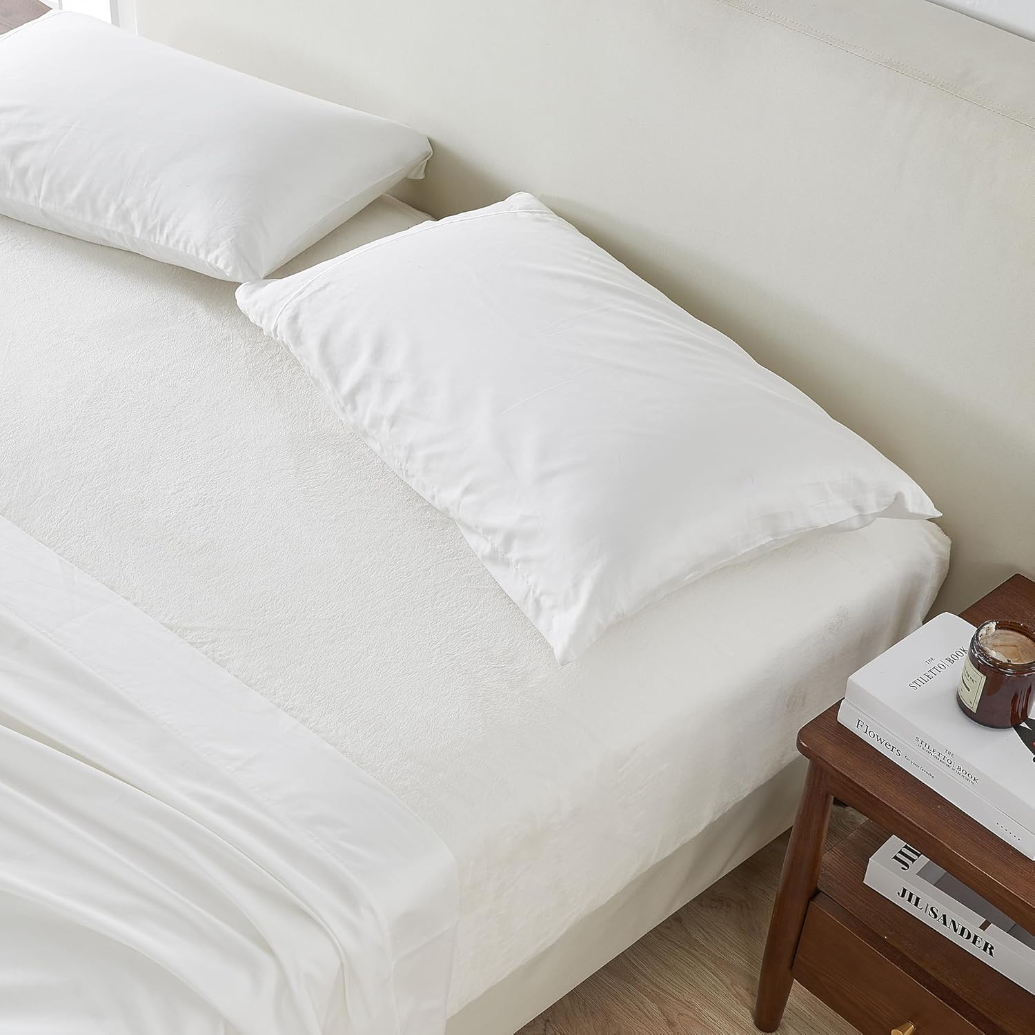 Great Bay Home Fitted Sheet - Ultra Soft Velvet Plush - Twin, Off White