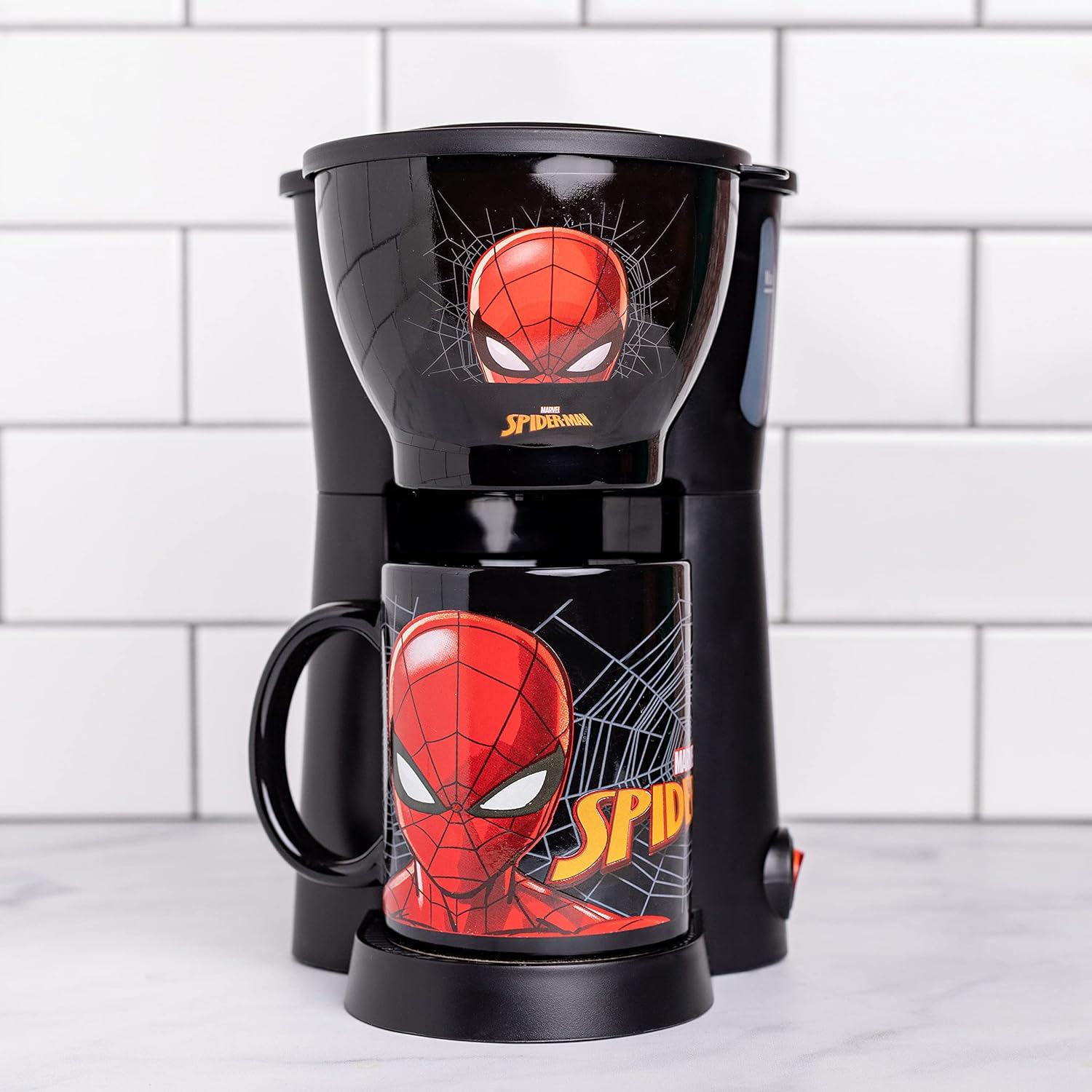 Uncanny Brands Marvel Spider-Man Coffee Maker Set