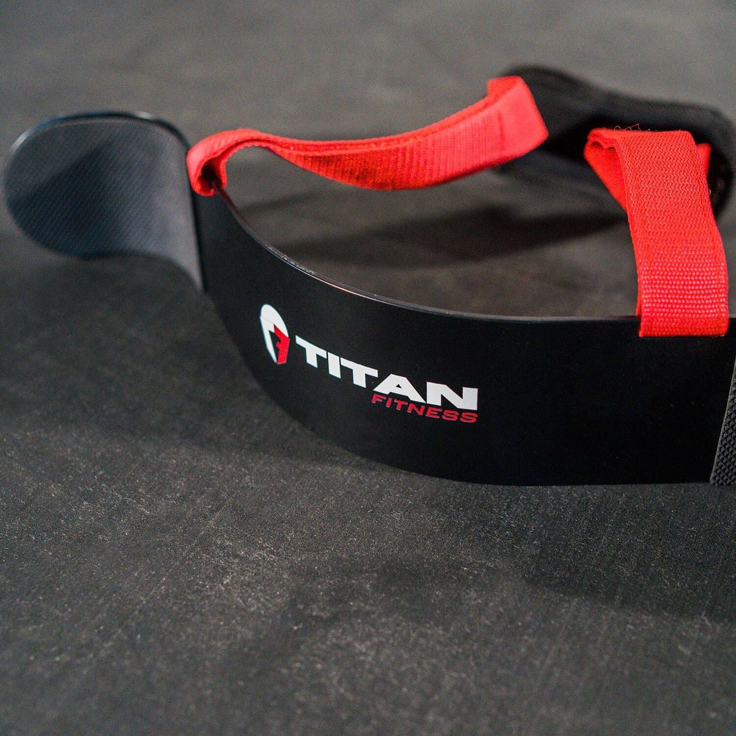 Titan Fitness Arm Isolator Blaster Bar Biceps Triceps
