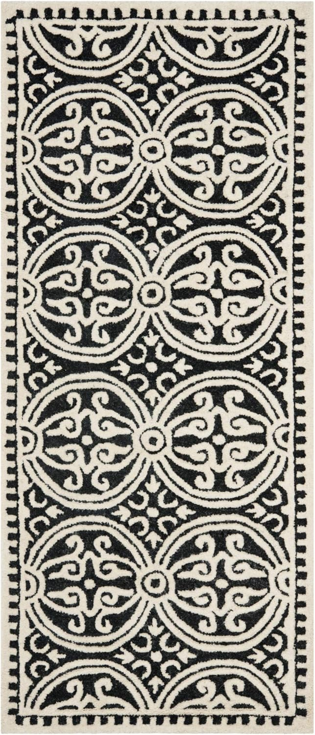 SAFAVIEH Cambridge Leslie Geometric Wool Runner Rug, Black/Ivory, 2'6" x 6'