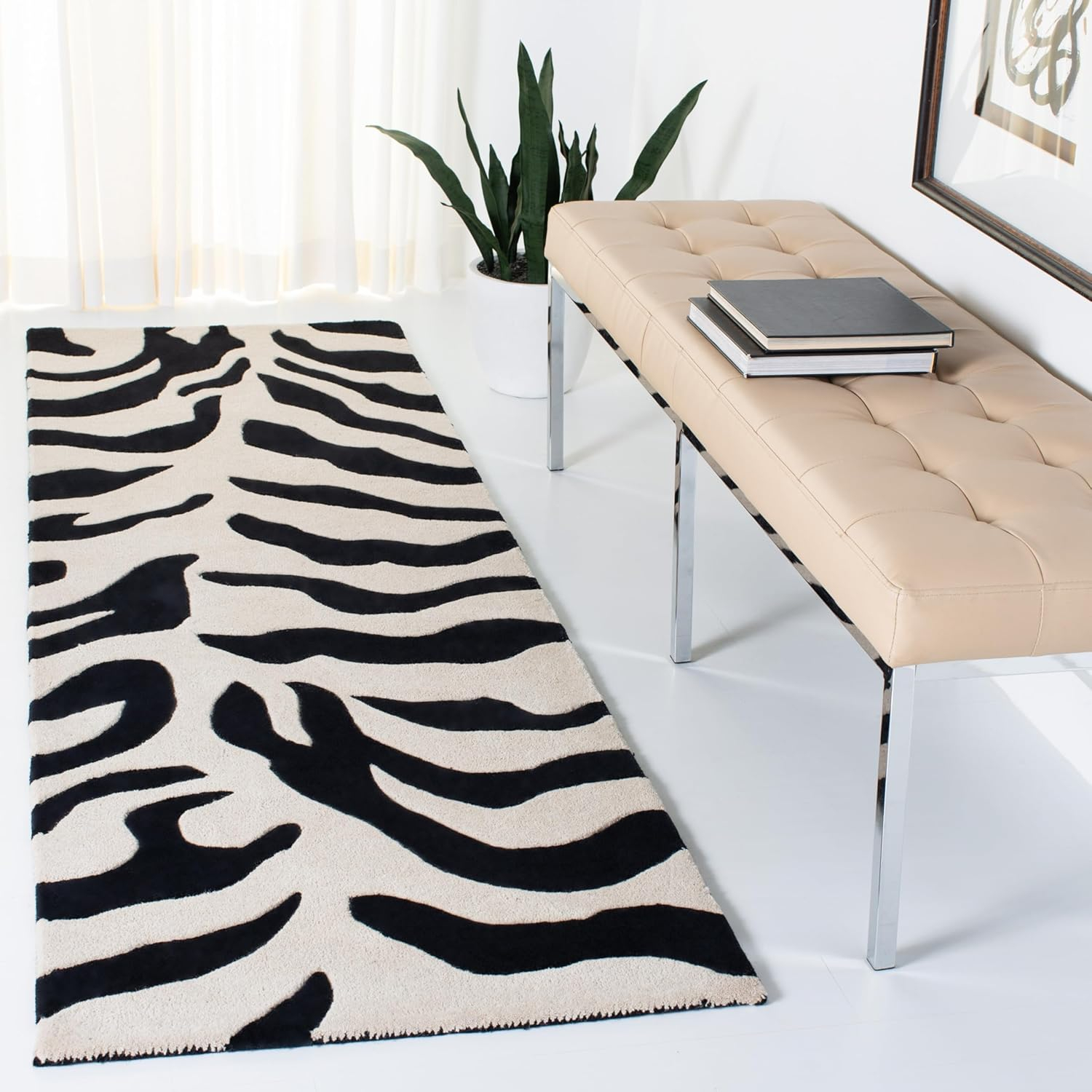 SAFAVIEH Soho Frazier Zebra Striped Wool Area Rug, Beige/Black, 2' x 3'