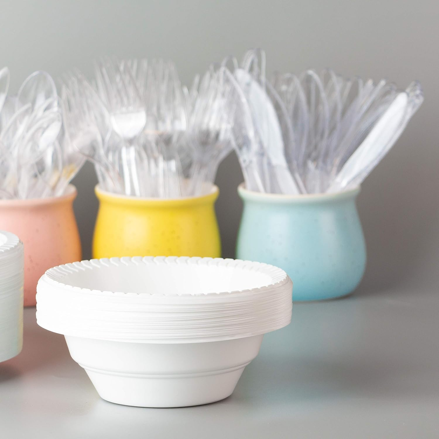 PLASTICPRO 12 Oz White Plastic Bowls Round Disposable Microwavable Bowls, 100-Pack
