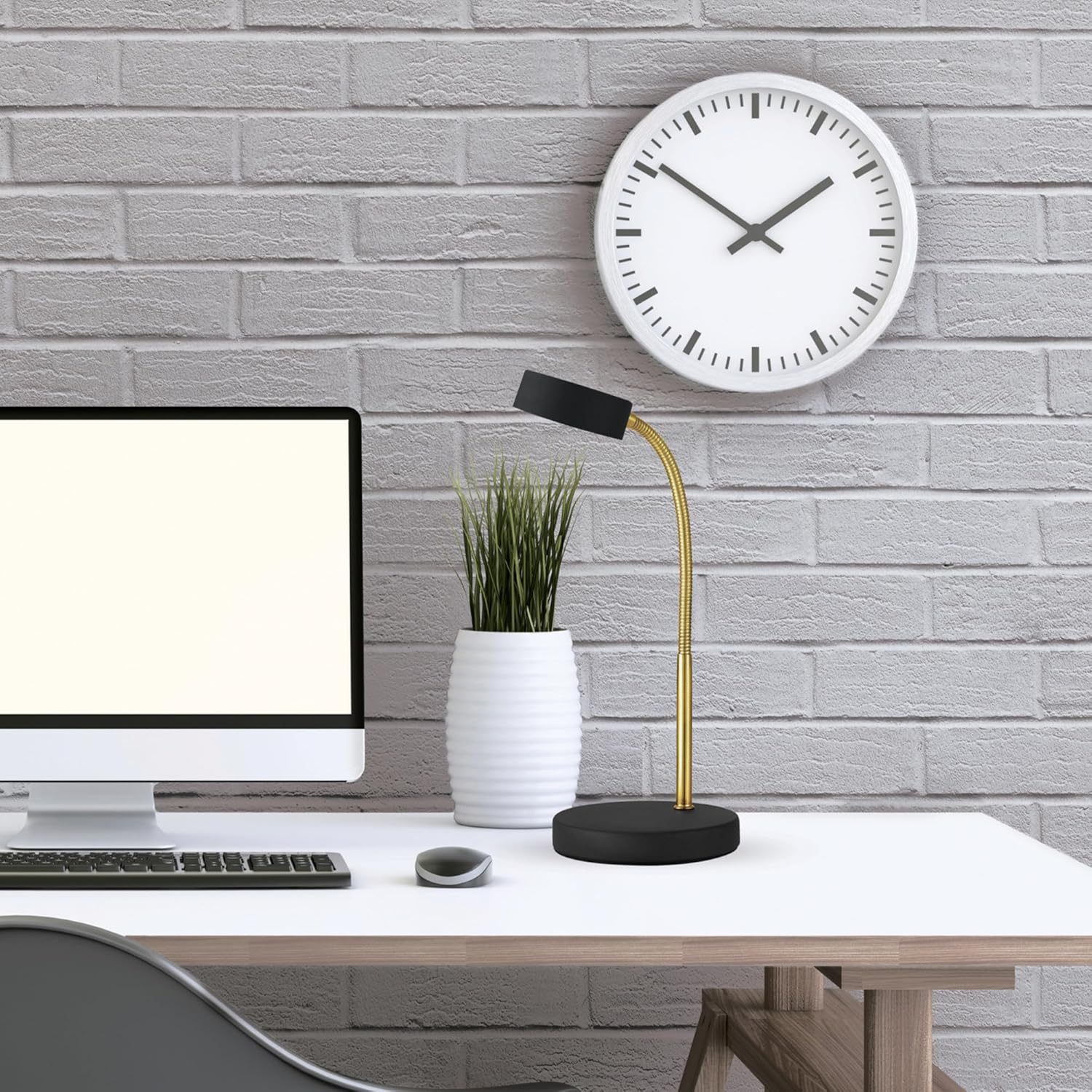 Globe Electric 5 Watt Matte Black Energy Star Integrated LED Desk Lamp