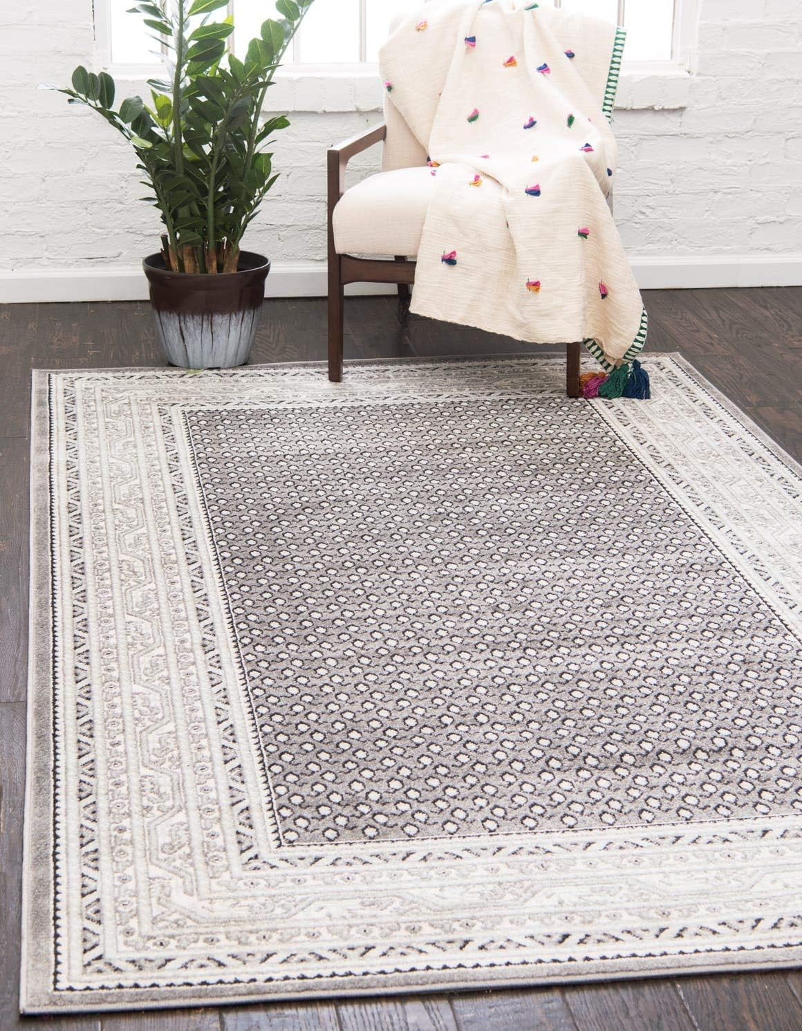 Unique Loom Williamsburg Collection Area Rug - Allover (7' 10" x 10' Rectangle Gray/Black)