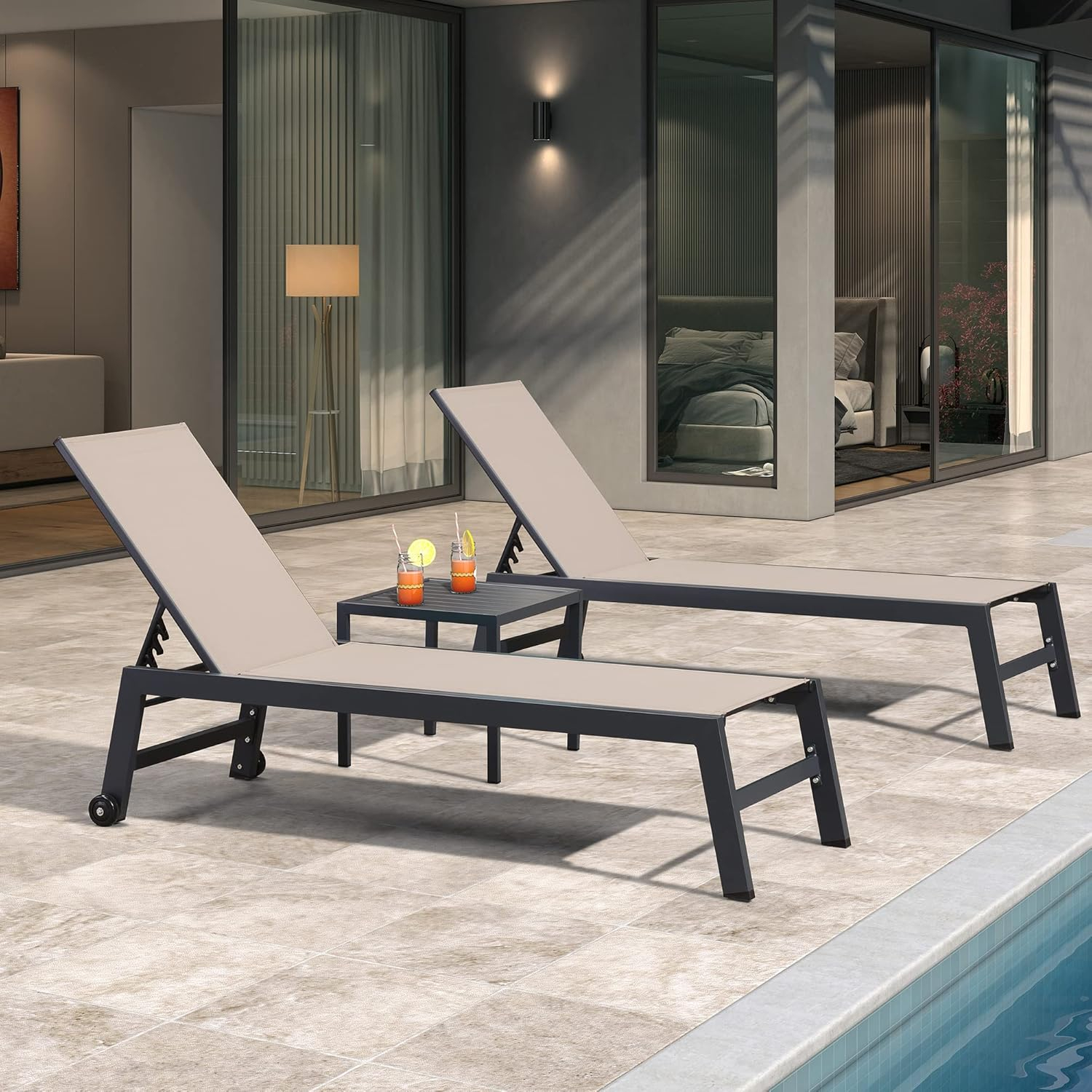 PURPLE LEAF Outdoor Chaise Lounge with Wheels for Outside 2 Pieces Aluminum Patio Lounge Chair with 5 Adjustable Position for Outdoor, Beach, Yard, Pool, Side Table Included, Light Grey