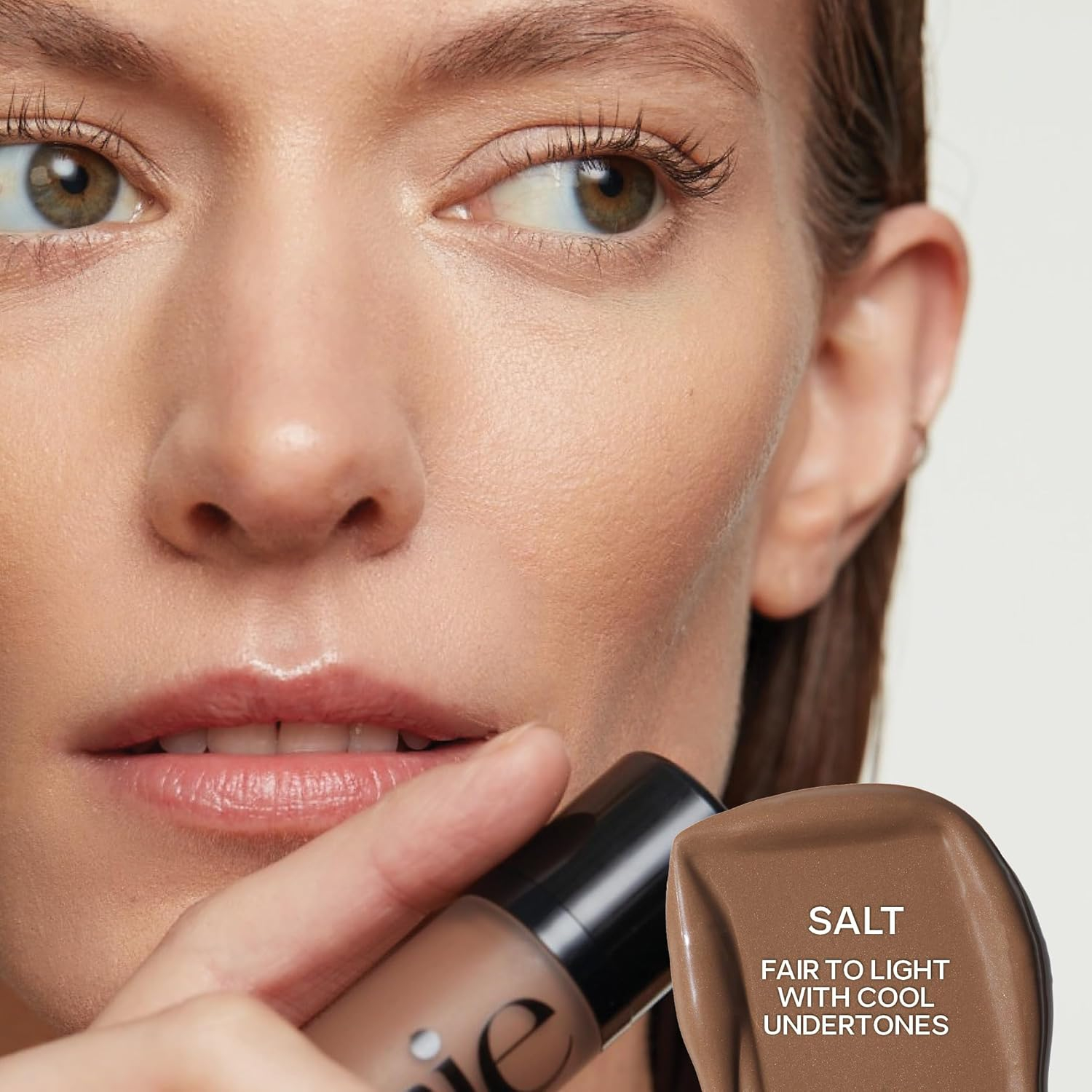 Saie Dew Bronze Soft-Focus Liquid Bronzer in Salt