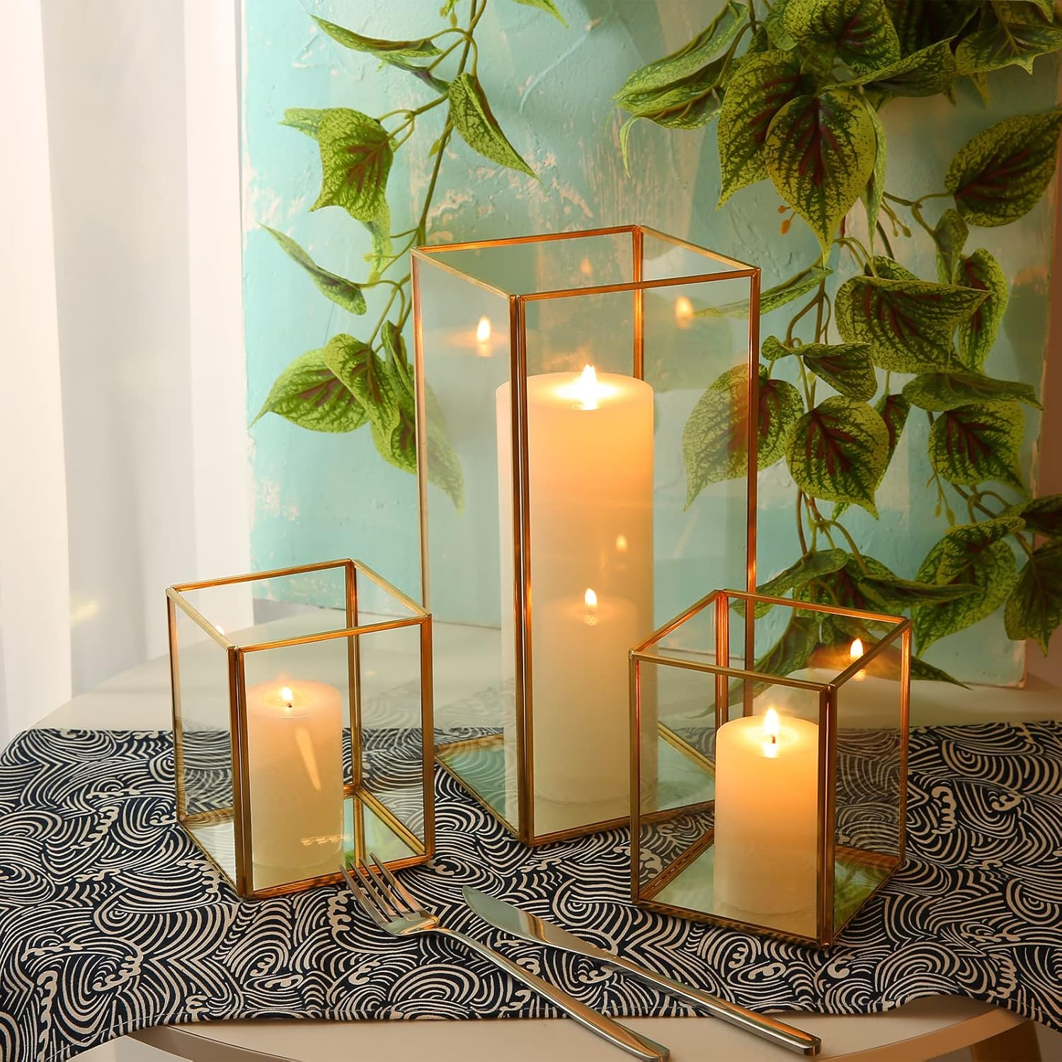 Phosphor Small Hurricane Candle Holder Set of 3 Pieces, Black Glass Candle Holder for Wedding, Party, Holiday.