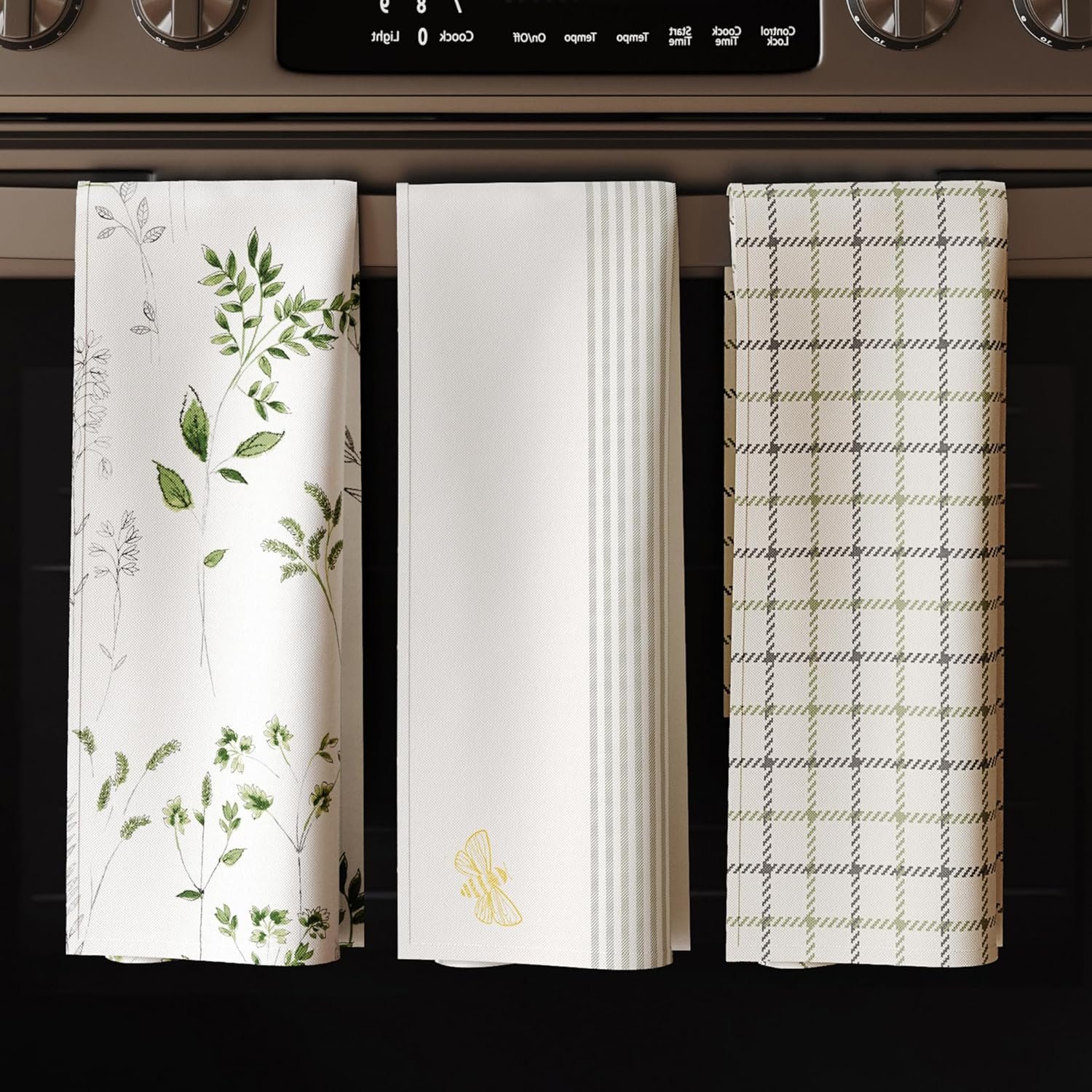 Sage Green Cotton Botanical and Bees Hand Towel Set