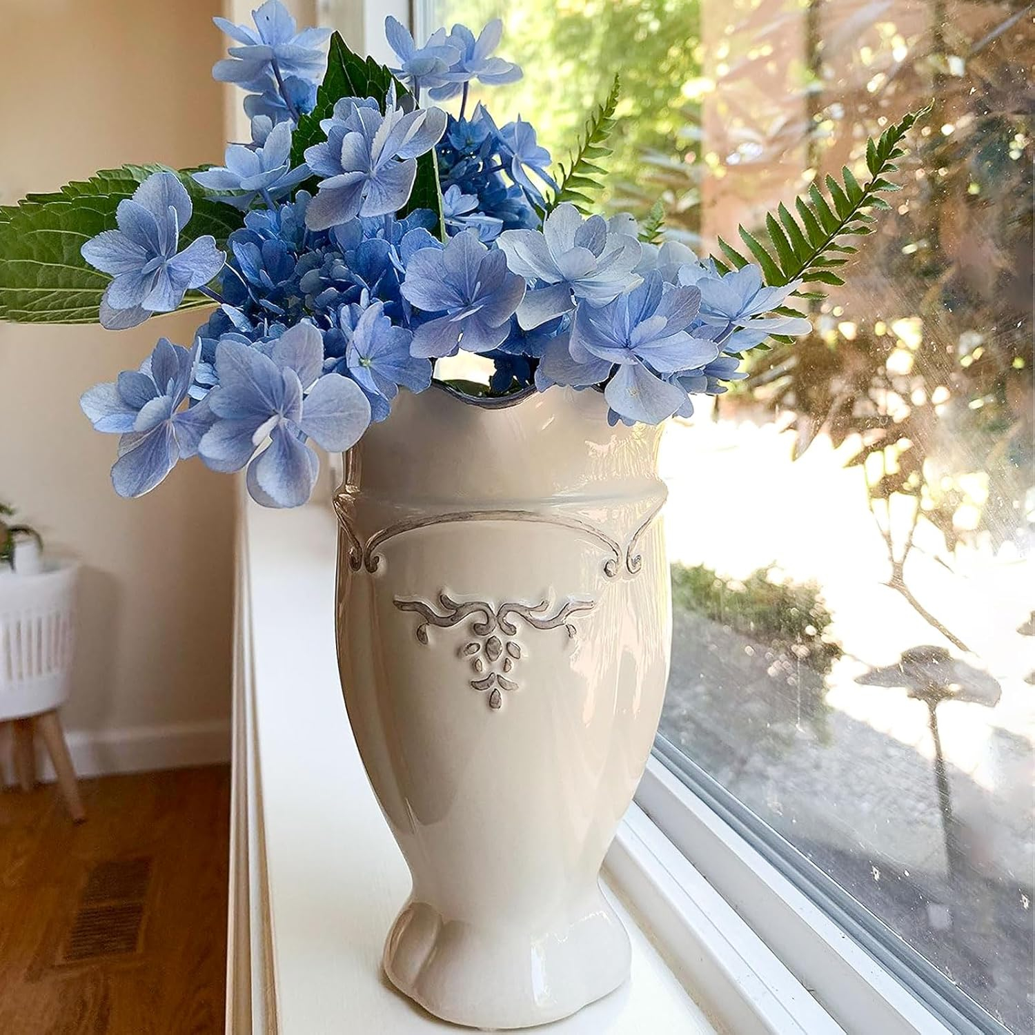 hjn White Vase for Flowers, Ceramic vase for Home Decor French Rustic Vase for Kitchen/Table/Living Room/Shelf/Mantel/Office-Height-6.8"