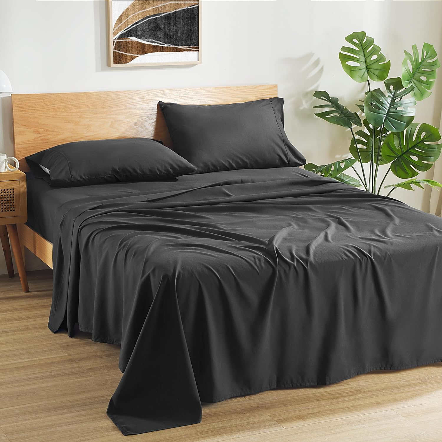 SLEEP ZONE Queen Sheets Black - Super Soft Sheets for Queen Size Bed, 4 Pieces Hotel Luxury Queen Sheet Set, Easy Care Microfiber Bed Sheet Set