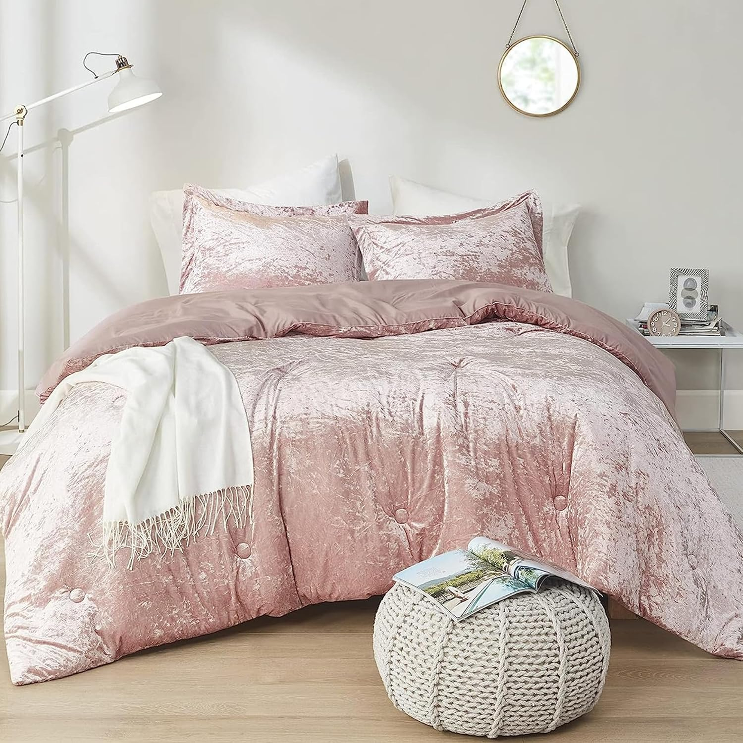 Comfort Spaces Twin/Twin XL Cozy Velvet Comforter Sets, Luxe 2-Piece All Season Down Alternative Bedding Set, Pink Blush Damask Comforter Bed Set with Pillow Shams