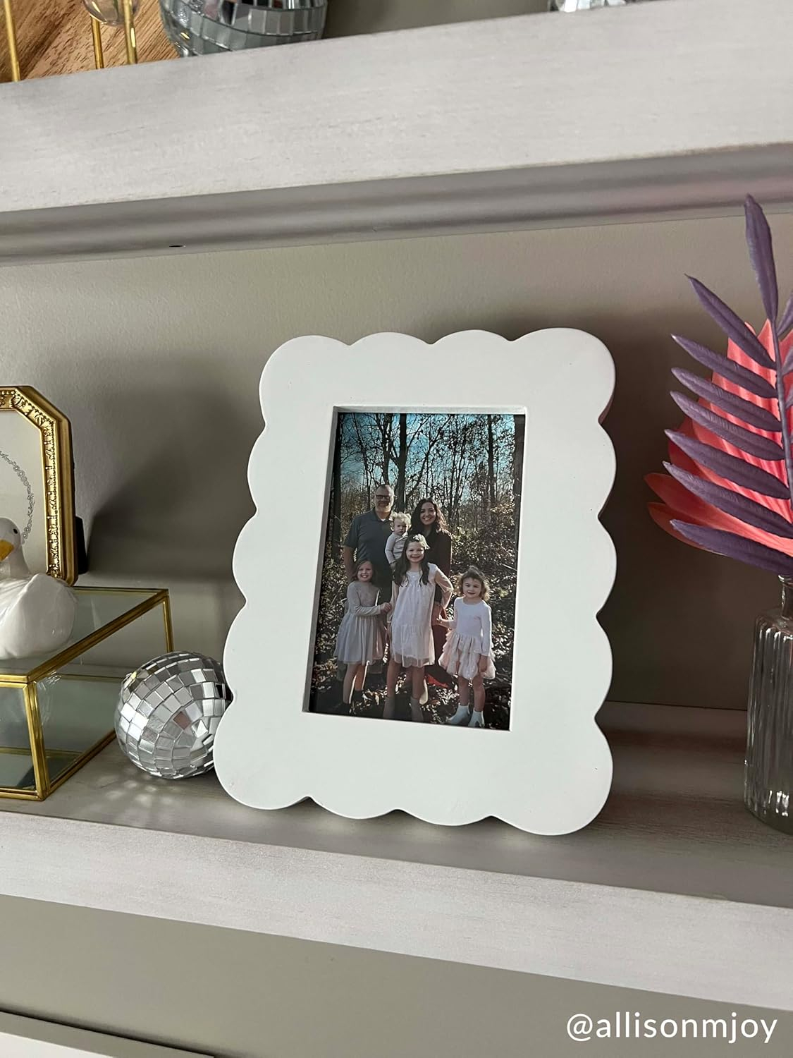 Mud Pie Scalloped Lacquer Frames, Large