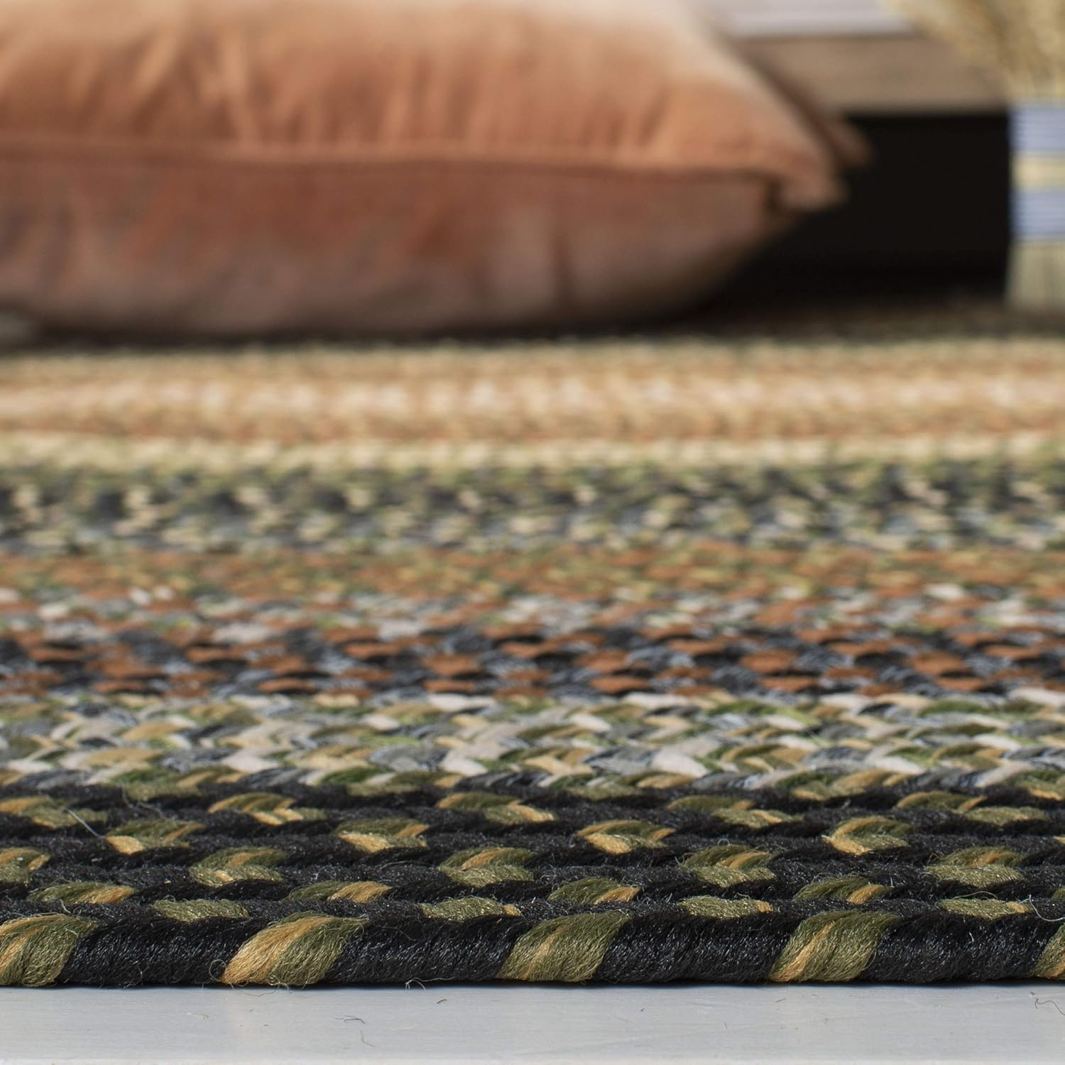 SAFAVIEH Braided Ellen Colored Bordered Area Rug, Blue/Multi, 2'6" x 5'