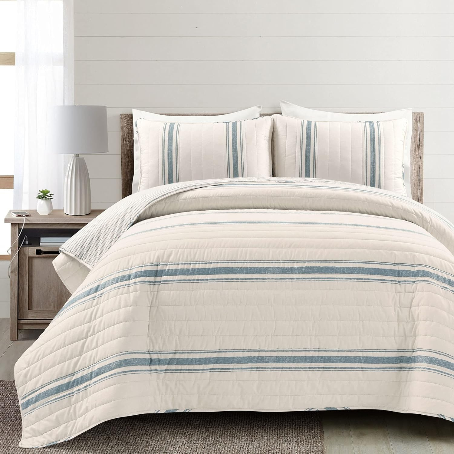 Lush Decor Farmhouse 460 Thread Count Striped 3 Piece Quilt Sets, King with Pillow Shams