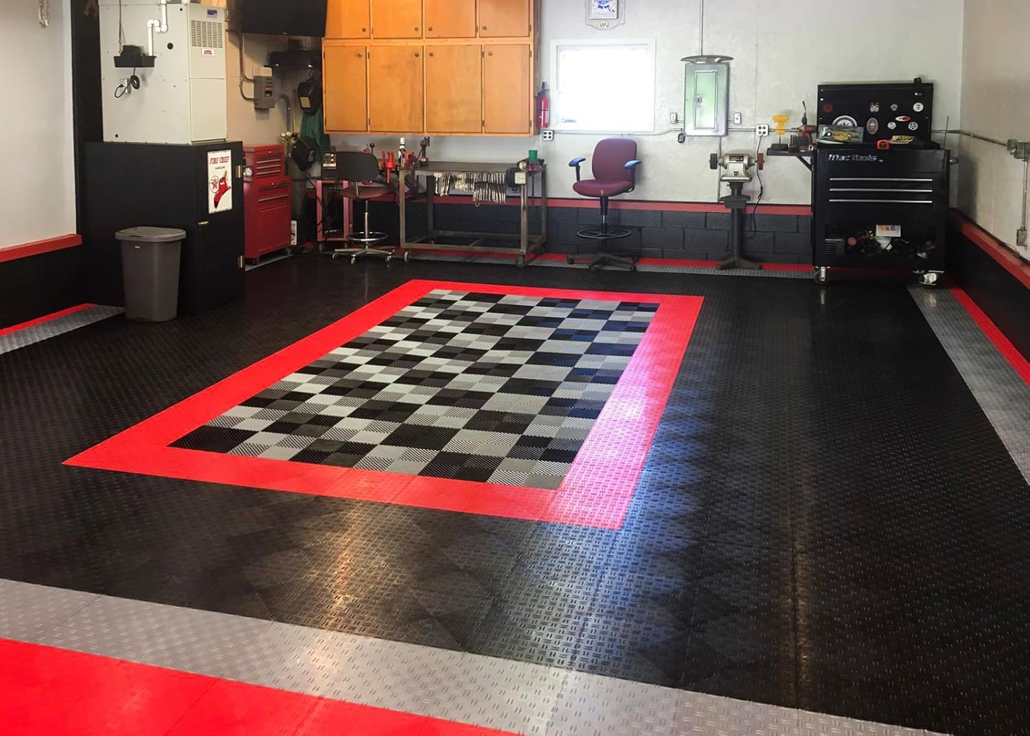 Diamond MotorDeck 12'' W x 12'' L Garage Flooring Tiles in Black