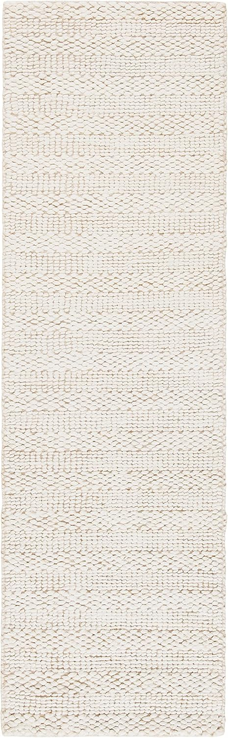 SAFAVIEH Natural Fiber Henrika Braided Runner Rug, Bleach, 2'3" x 6'