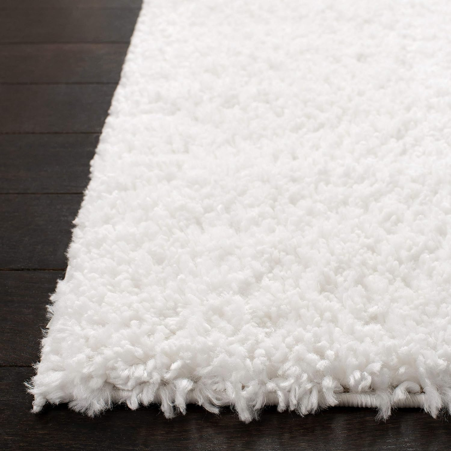 SAFAVIEH August Carlene Solid Plush Shag Area Rug, White, 12' x 15'