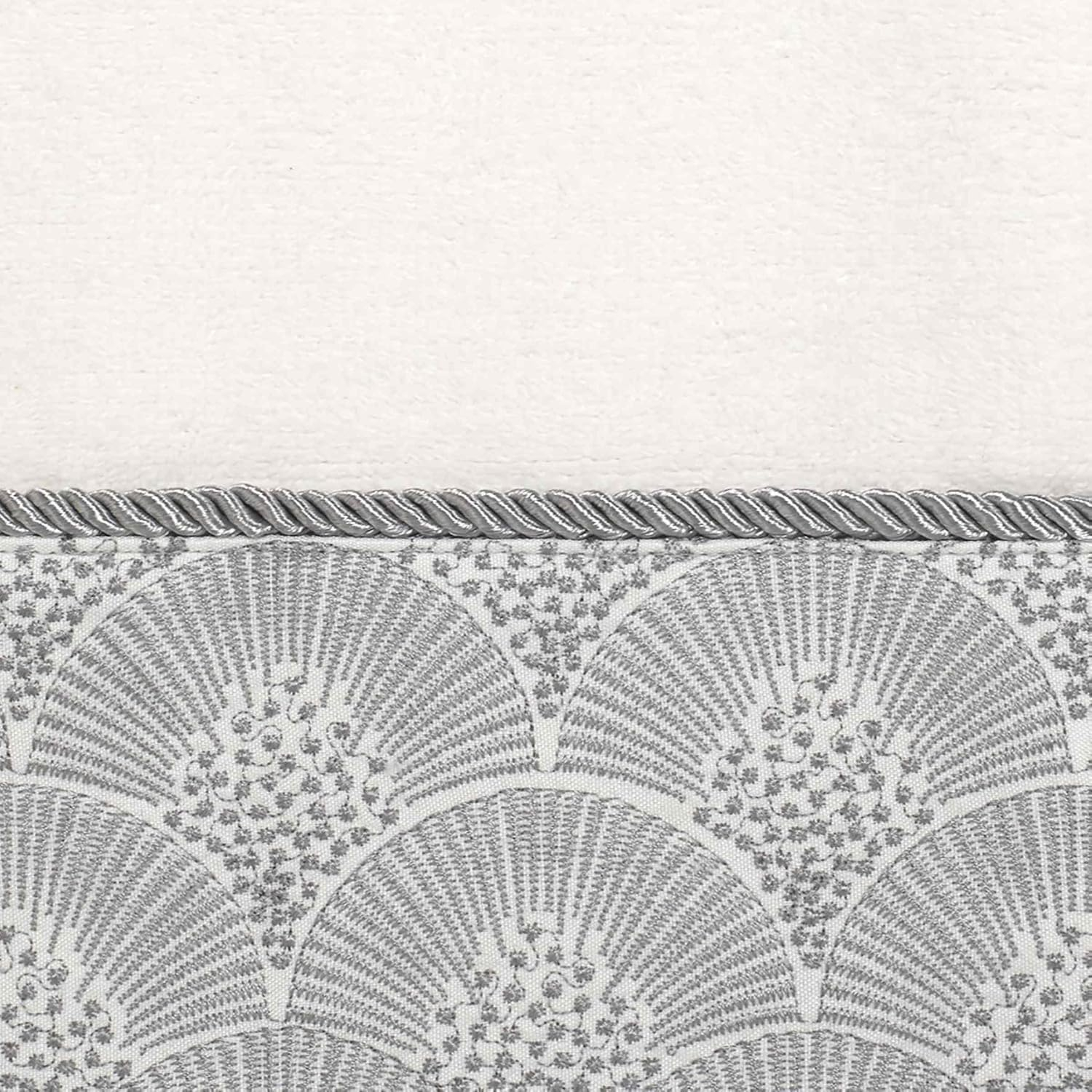 Avanti Linens - Hand Towel, Soft & Absorbent Cotton Towel (Deco Shell Collection, White)
