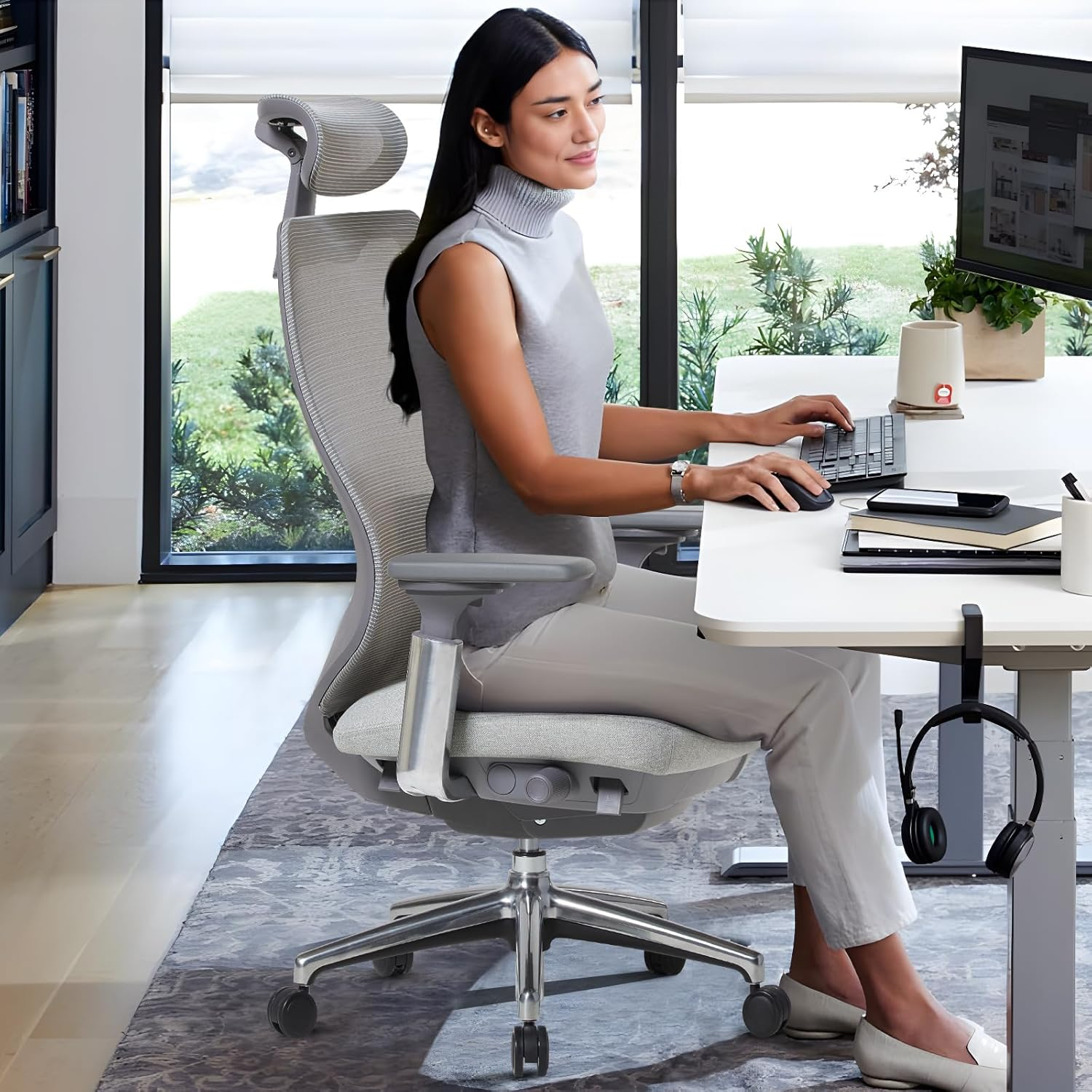Light Grey High Back Mesh Swivel Office Chair with Fixed Arms